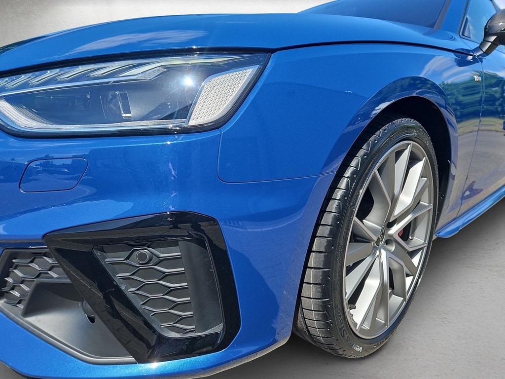 Image about Audi A4 Avant S line 40 TFSI quattro S tronic