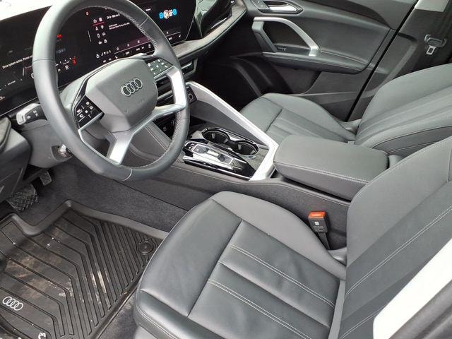 2025 Audi Q5 Premium Plus - Photo 13
