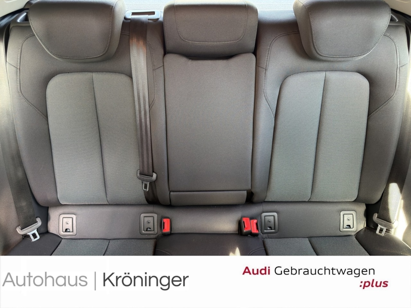 Bild über Audi Q2 advanced 30 TFSI Schaltgetriebe - für weitere Informationen kontaktieren Sie den Audi Partner