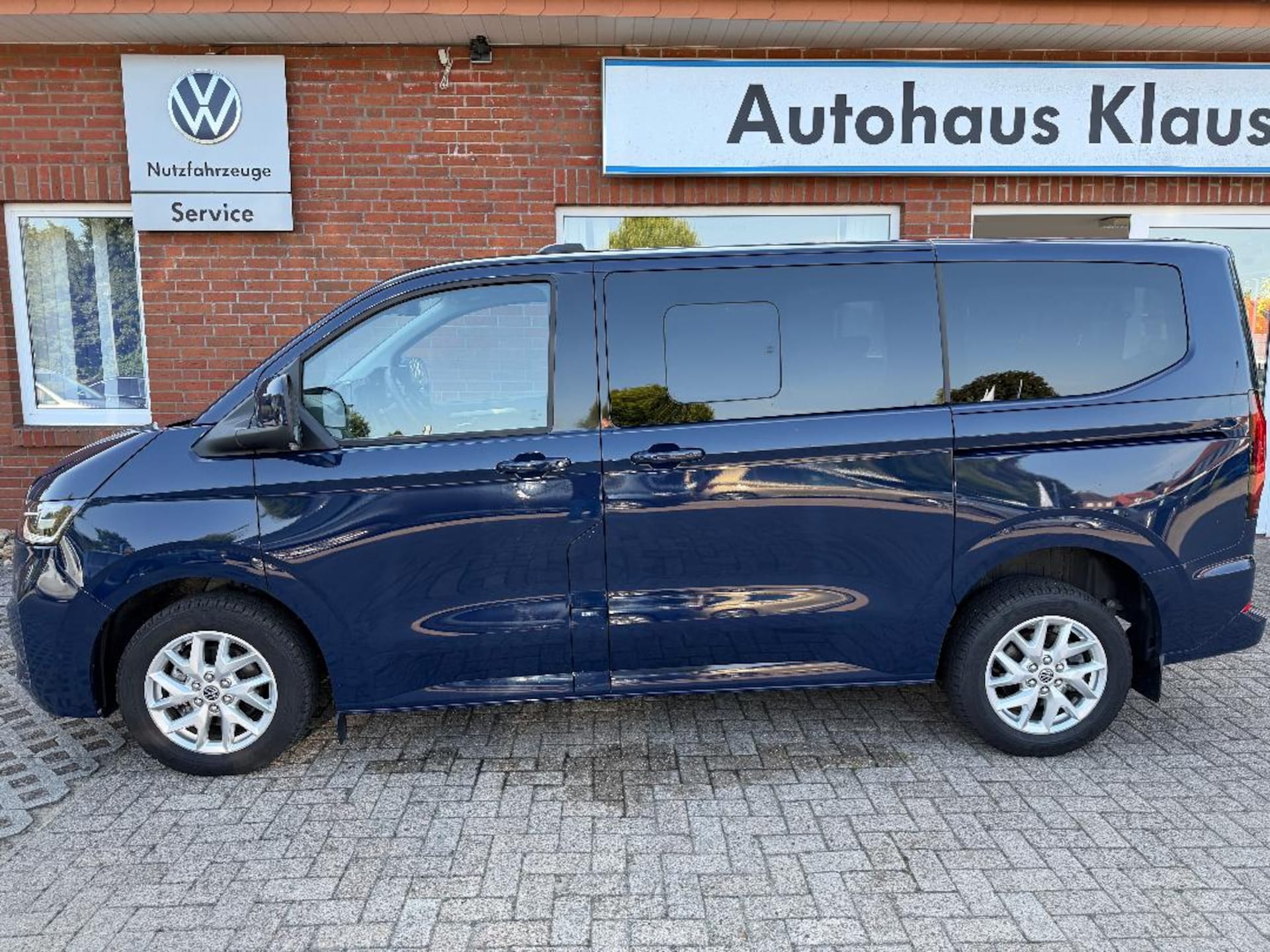 Volkswagen Caravelle Style
