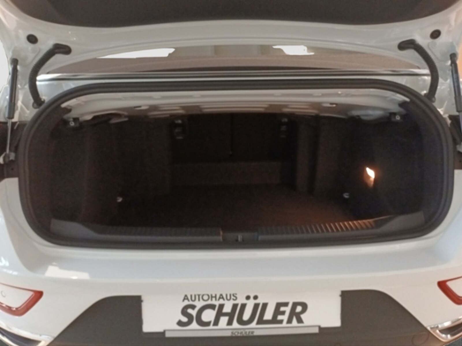 Volkswagen T-Roc Cabriolet – Bild 18