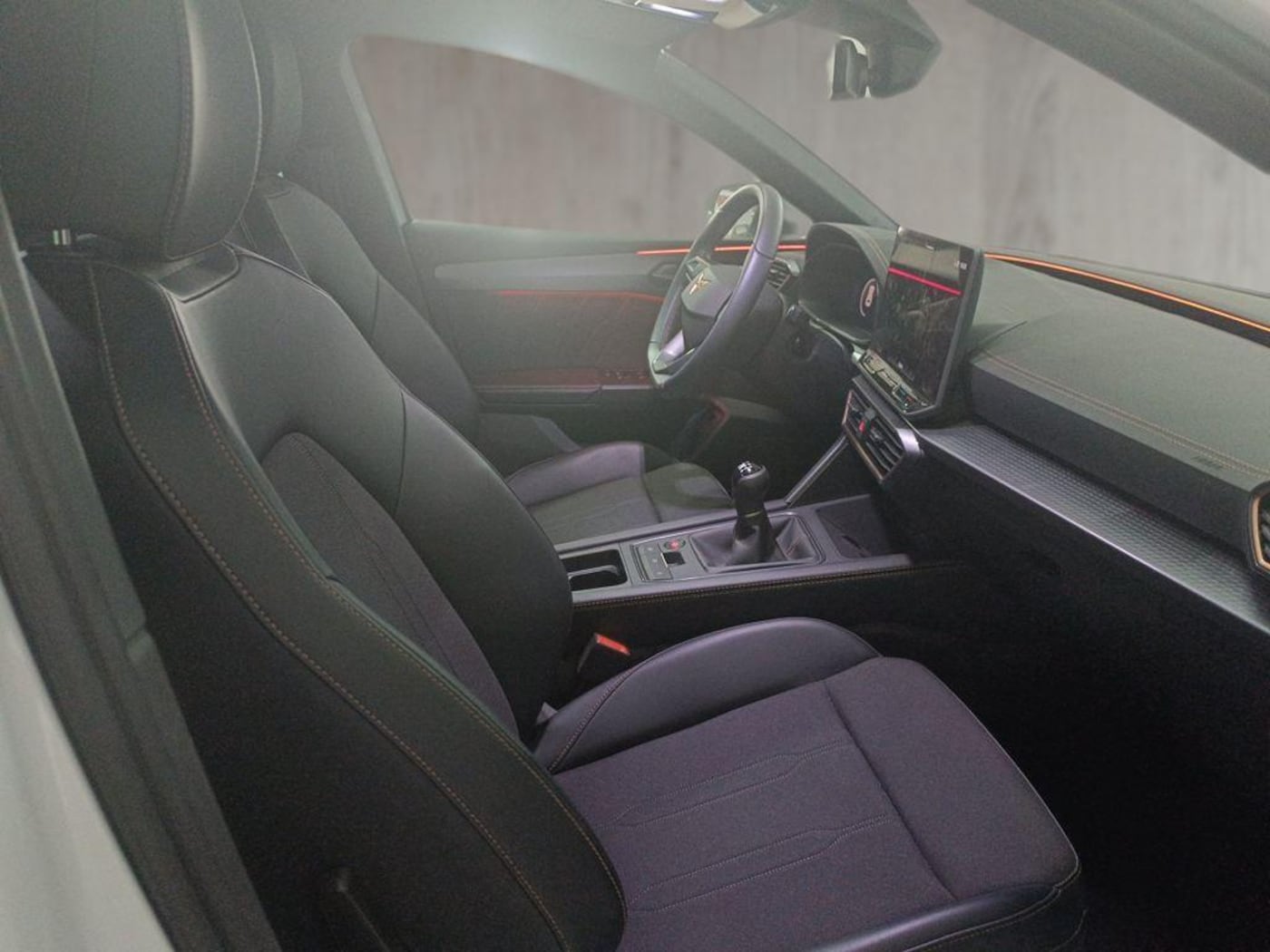 CUPRA Leon León 1.5 TSI 110 kW (150 CV) — photo 5