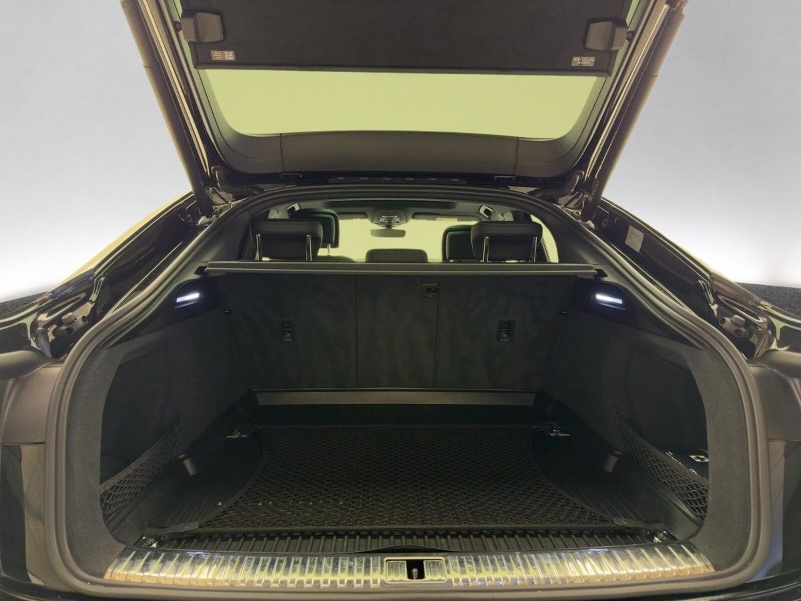Audi Q8 Sportback e-tron – Bild 13