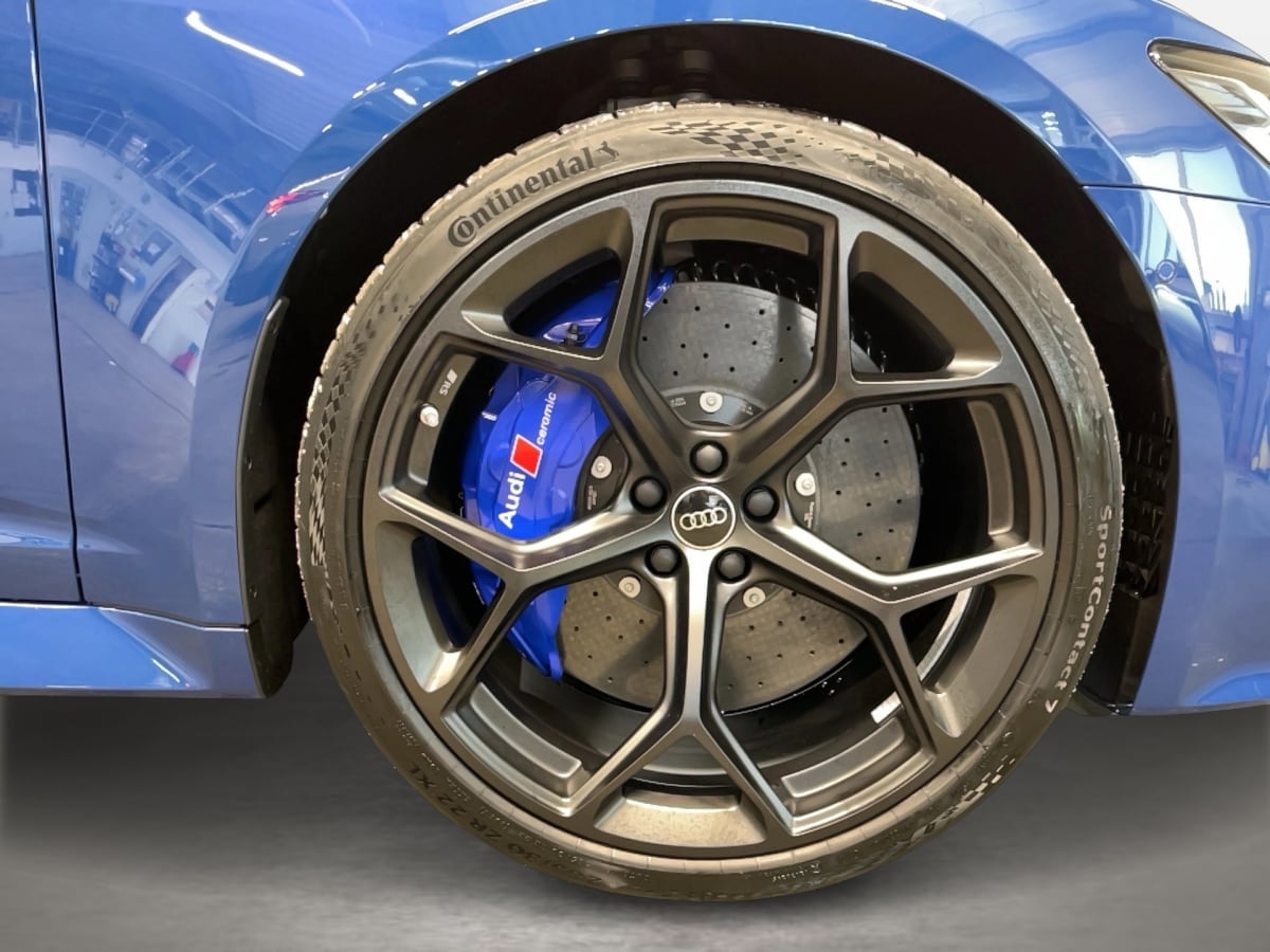 Image about Audi RS 6 Avant performance quattro tiptronic