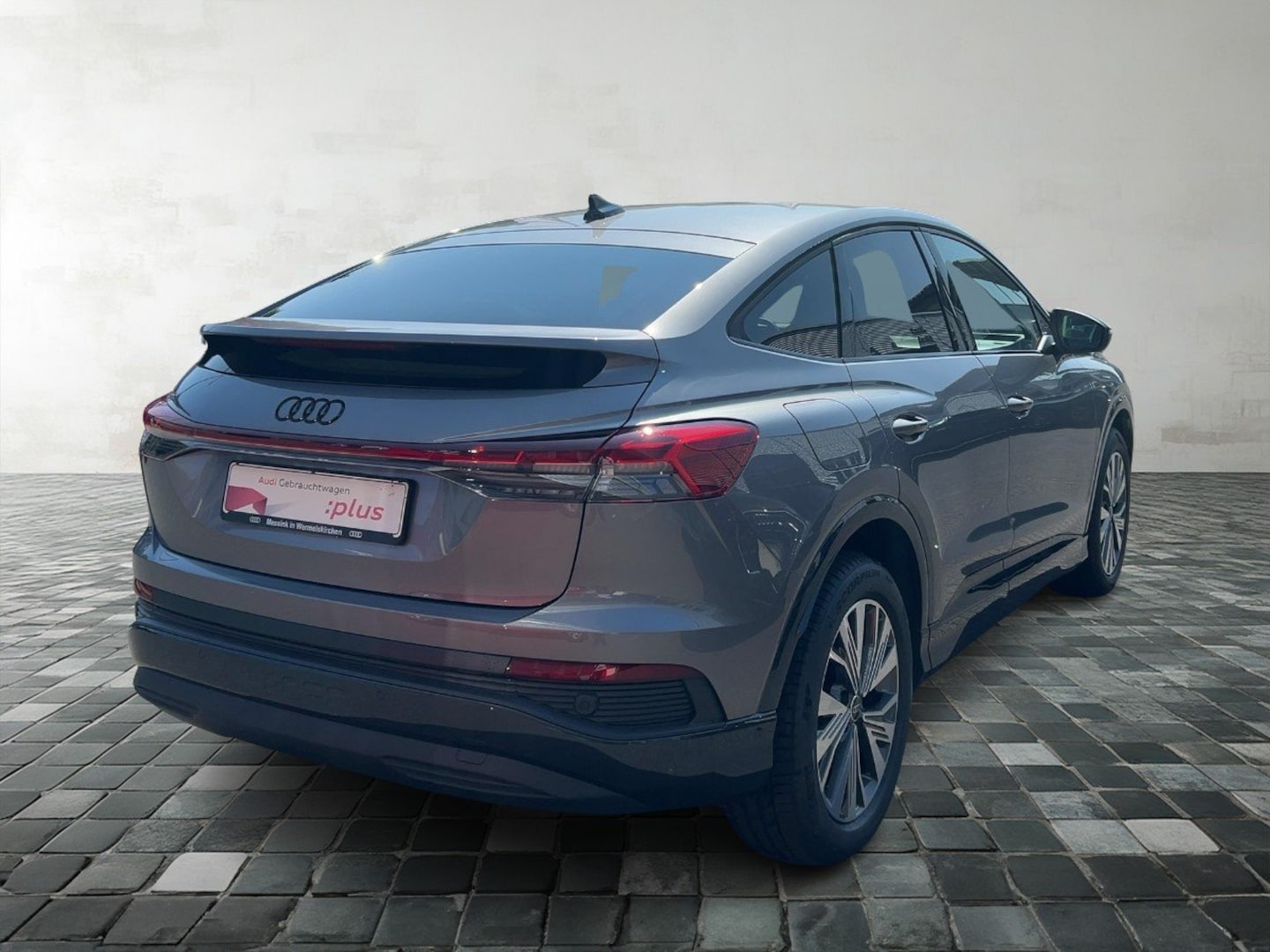 Bild über Audi Q4 Sportback e-tron 40 e-tron - für weitere Informationen kontaktieren Sie den Audi Partner