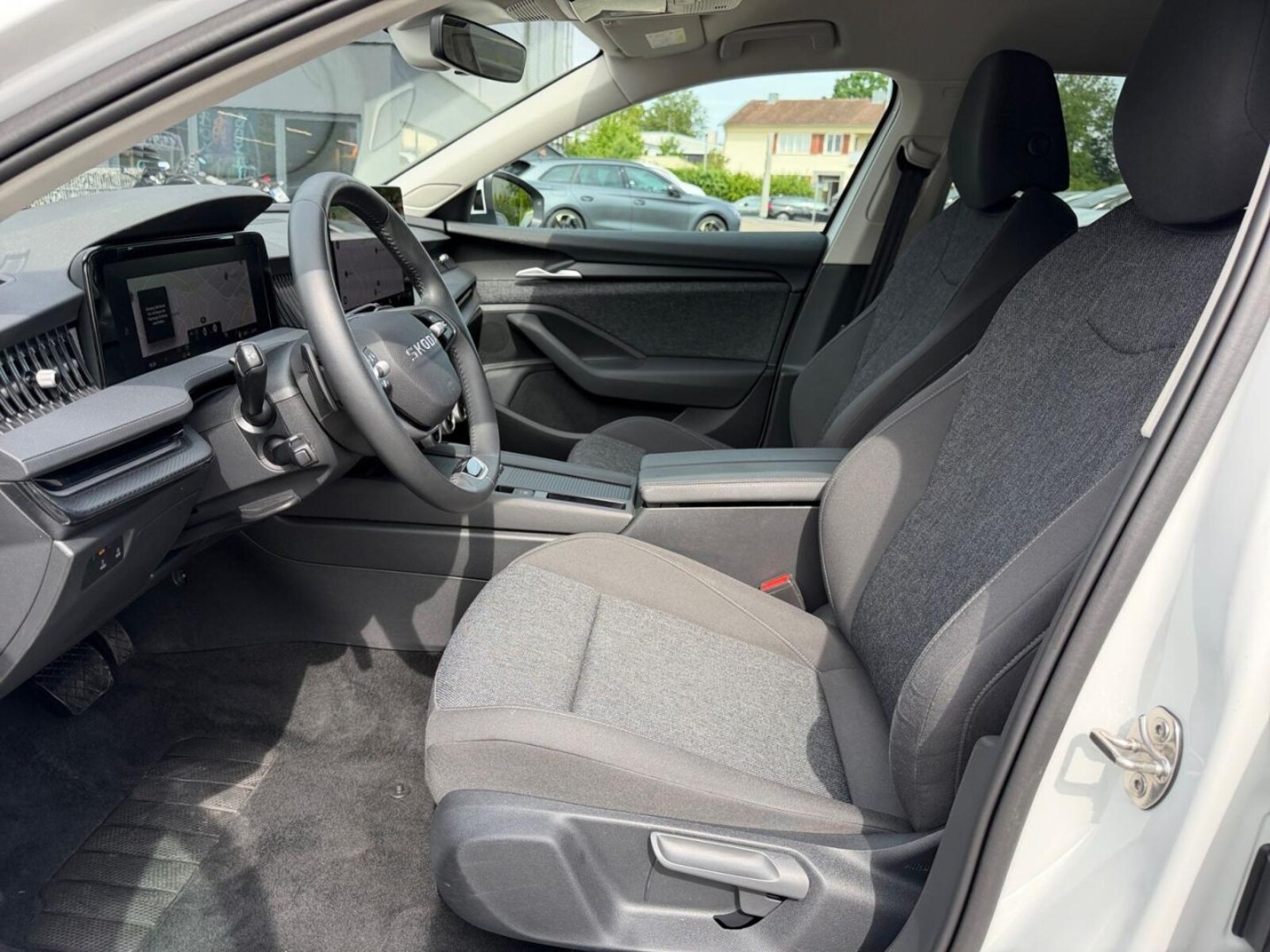 Škoda Superb Combi – Bild 10