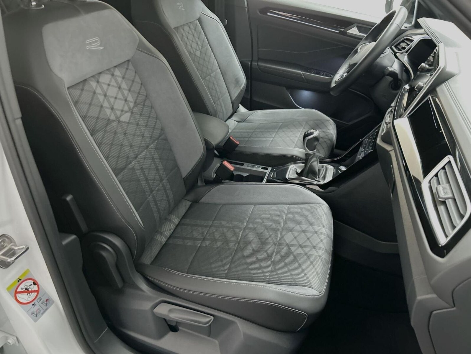 Volkswagen T-Roc – Bild 23