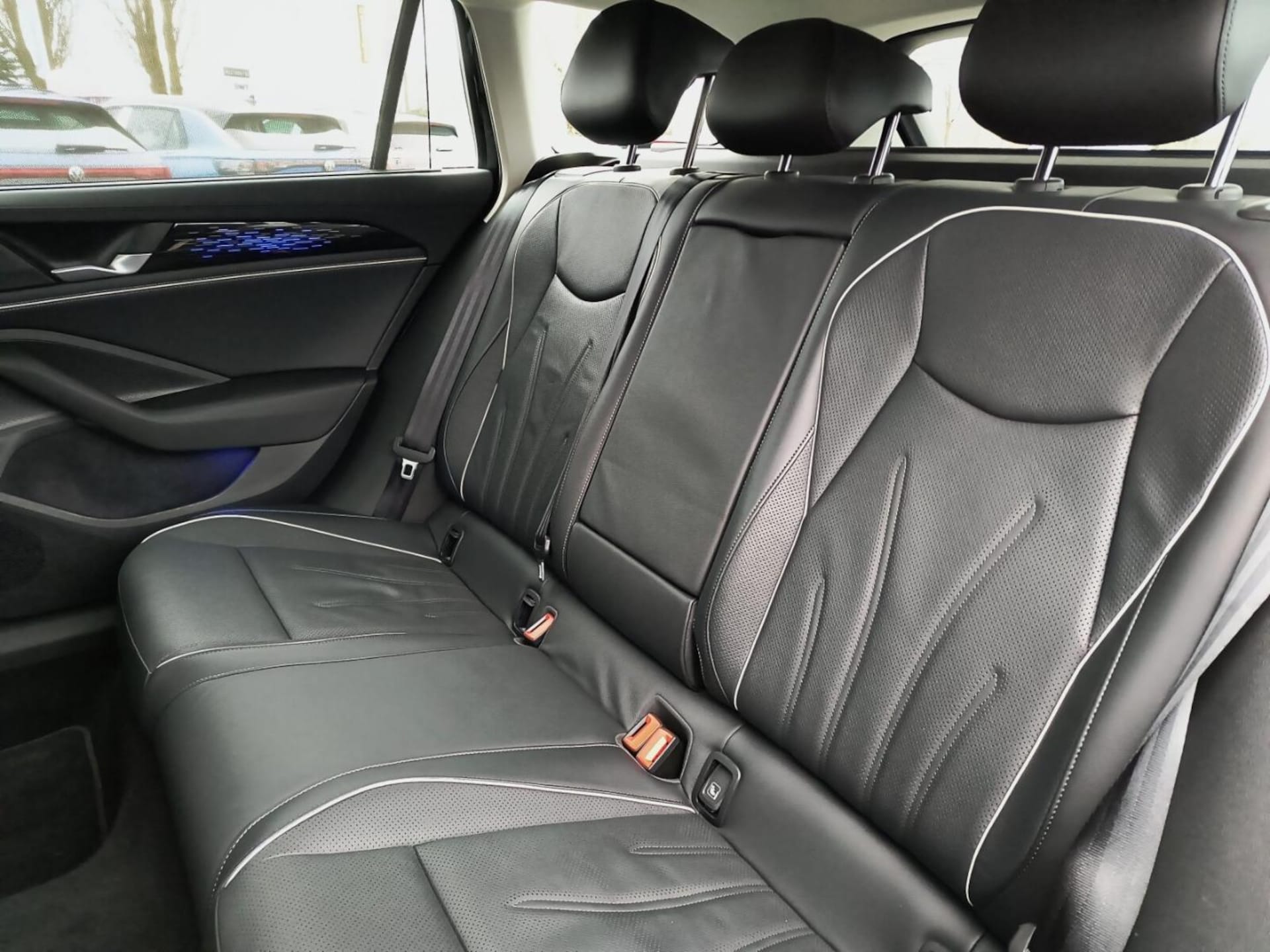 Volkswagen Passat Elegance