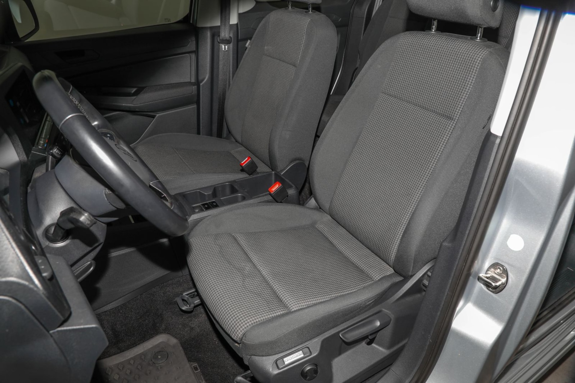 Volkswagen Caddy Basis-Modell