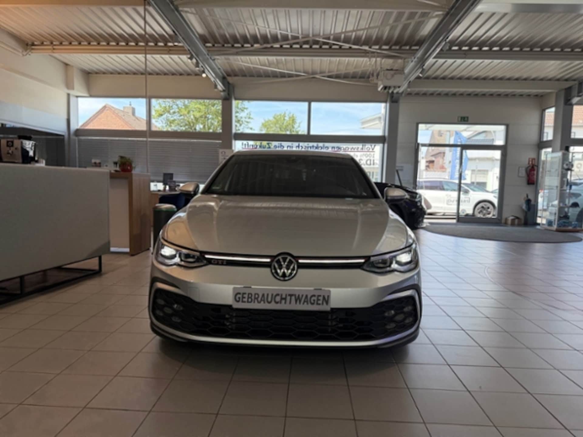 Volkswagen Golf GTI