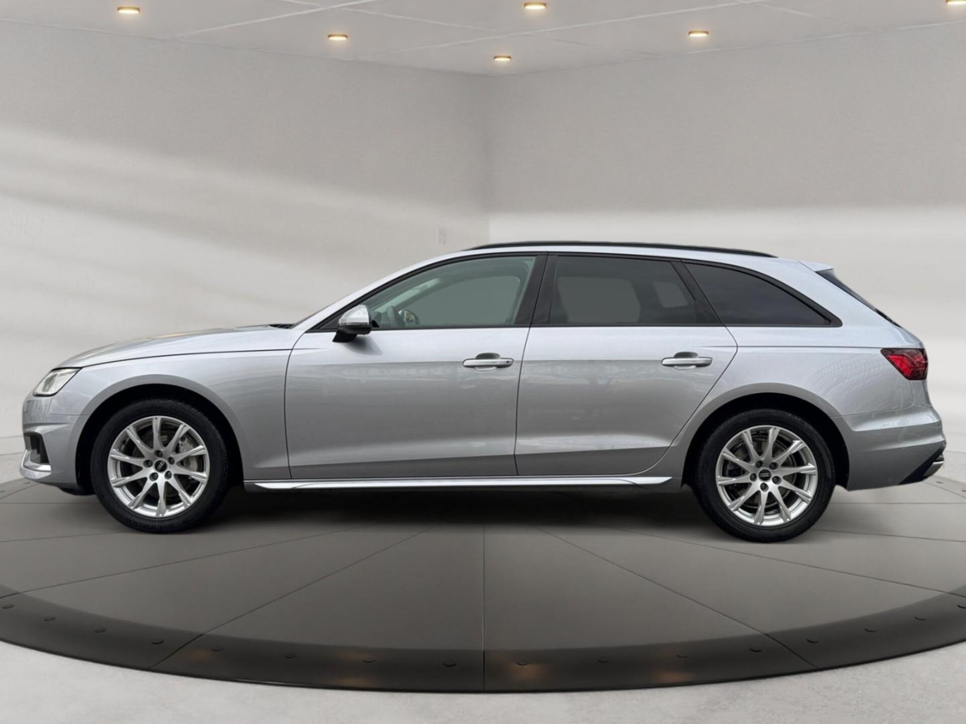 Audi A4 Avant Advanced