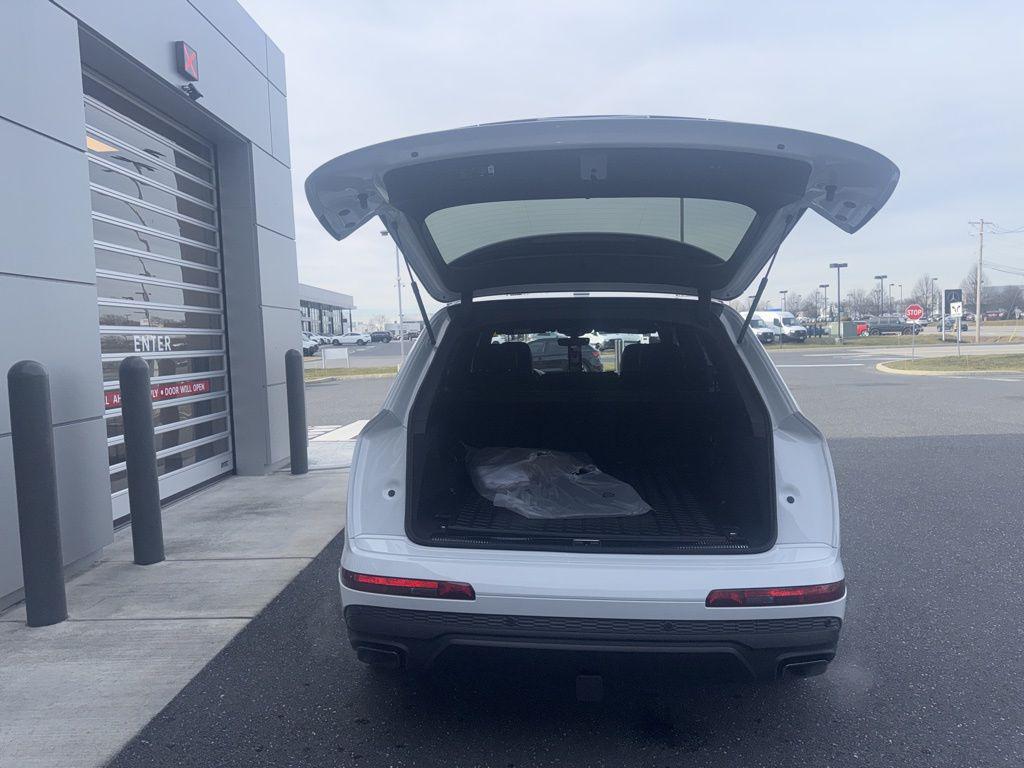 2026 Audi Q7 Premium Plus - Photo 24
