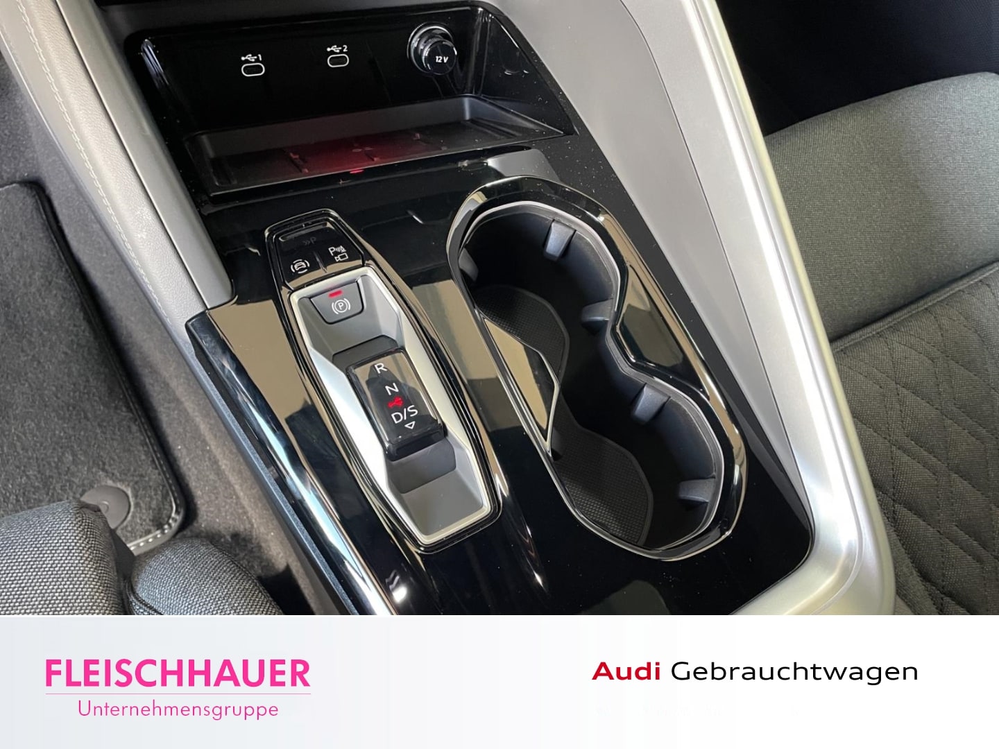 Bild über Audi Q5 SUV TDI quattro 150 kW S tronic - für weitere Informationen kontaktieren Sie den Audi Partner