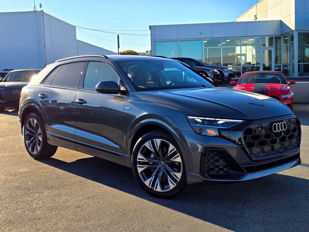 2026 Audi Q8 55 Premium Plus quattro Tiptonic's photo