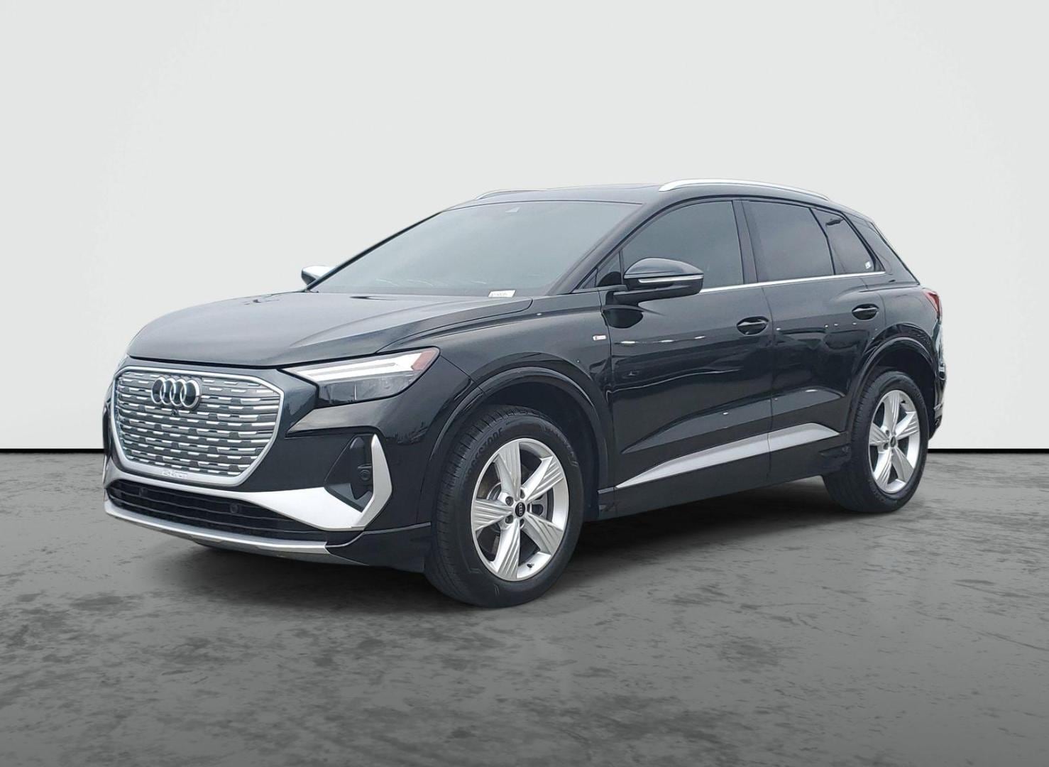 Used 2023 Audi Q4 e-tron Premium with VIN WA1K2BFZ0PP058089 for sale in West Covina, CA