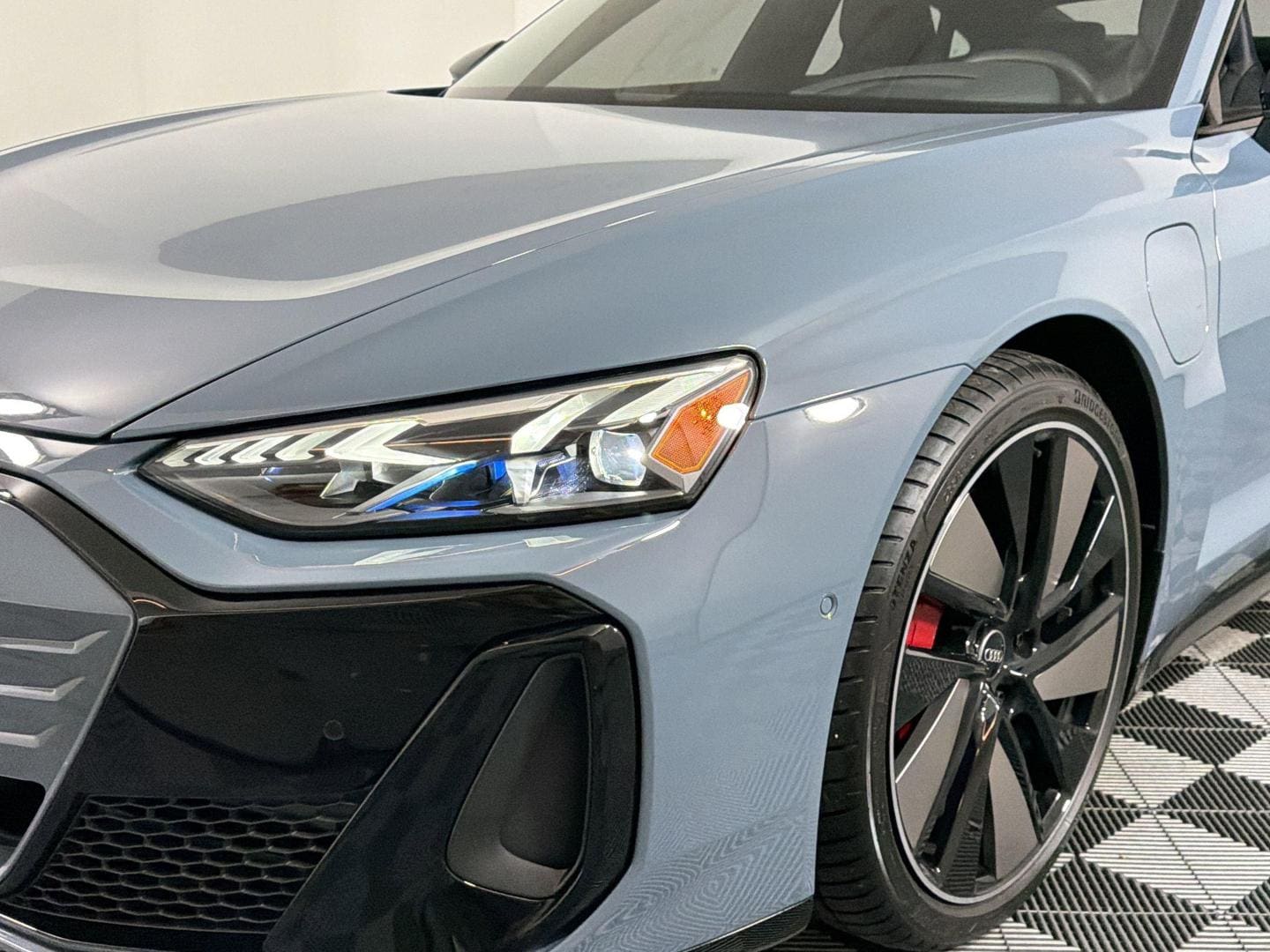 2026 Audi S e-tron GT Prestige - Photo 8