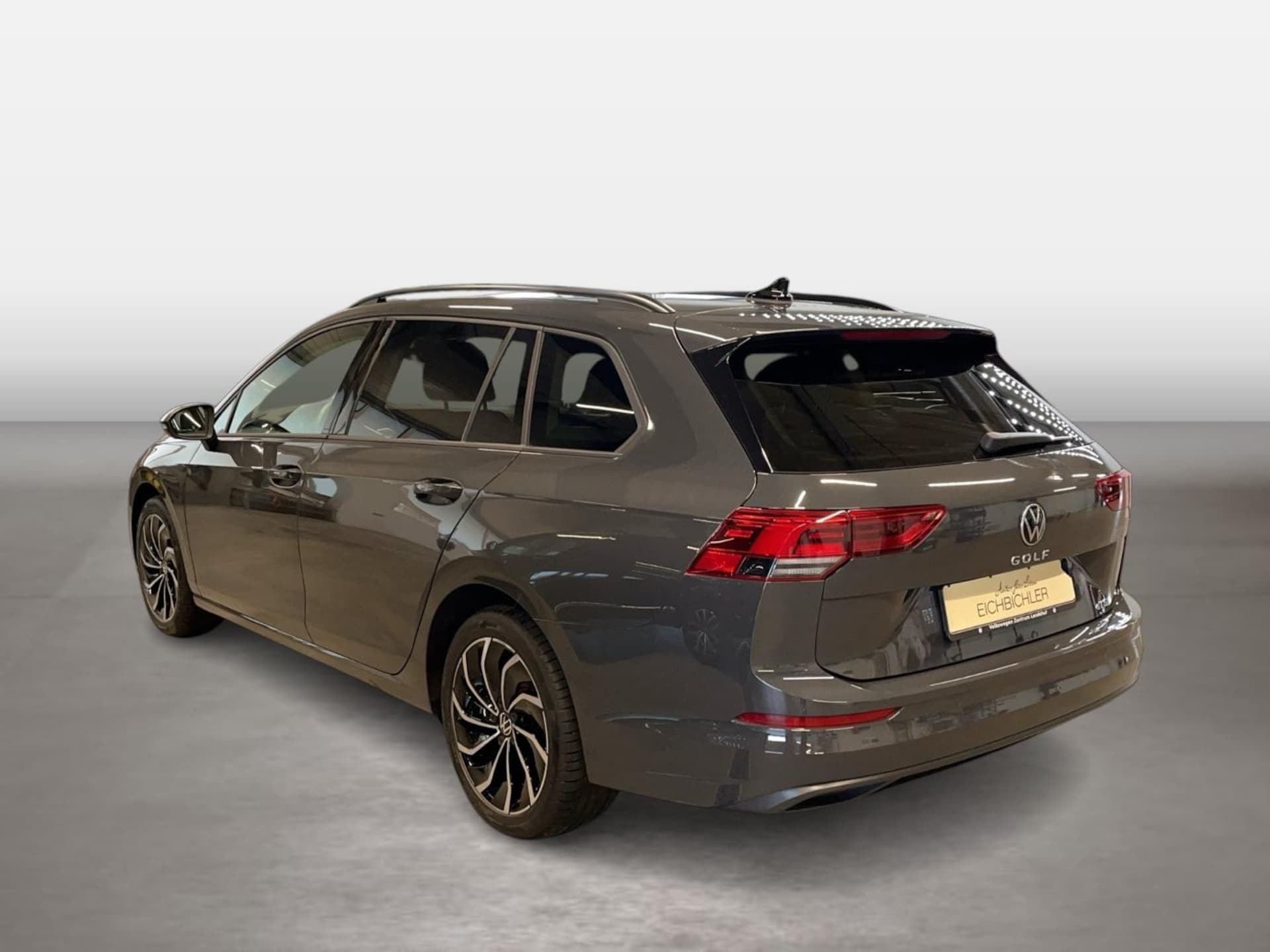 Volkswagen Golf Variant Life