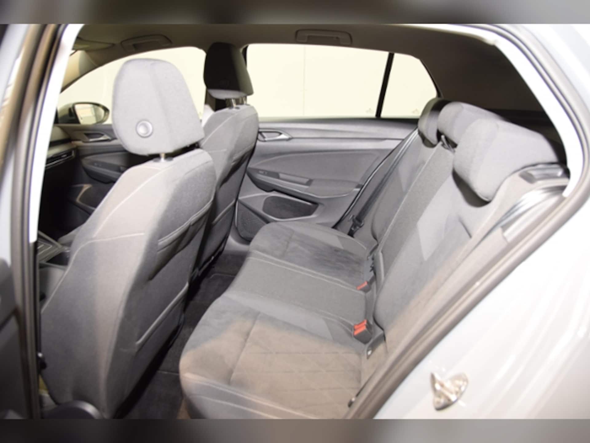 Volkswagen Golf Style