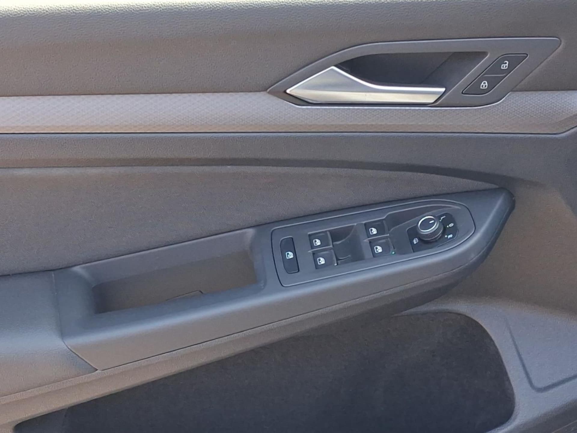 Volkswagen Golf Active