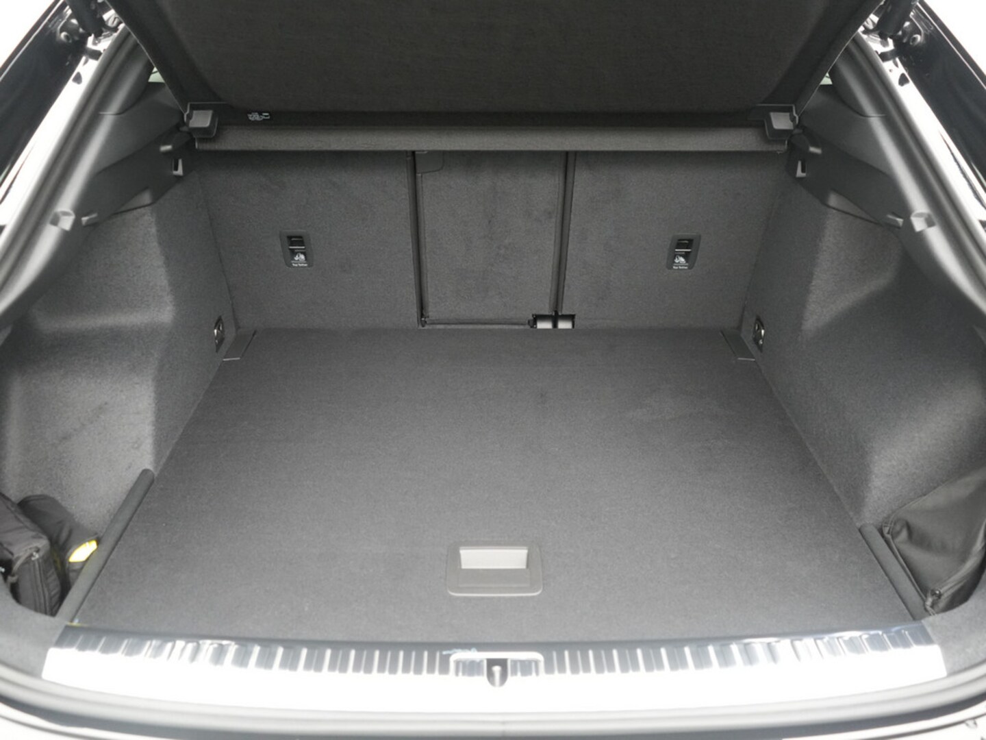 Bild über Audi Q3 Sportback TFSI 110 kW S tronic - für weitere Informationen kontaktieren Sie den Audi Partner