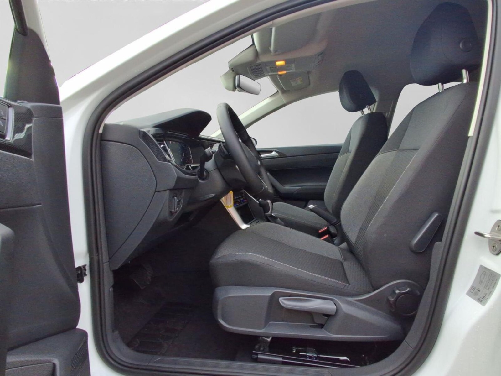Volkswagen Polo – Bild 11