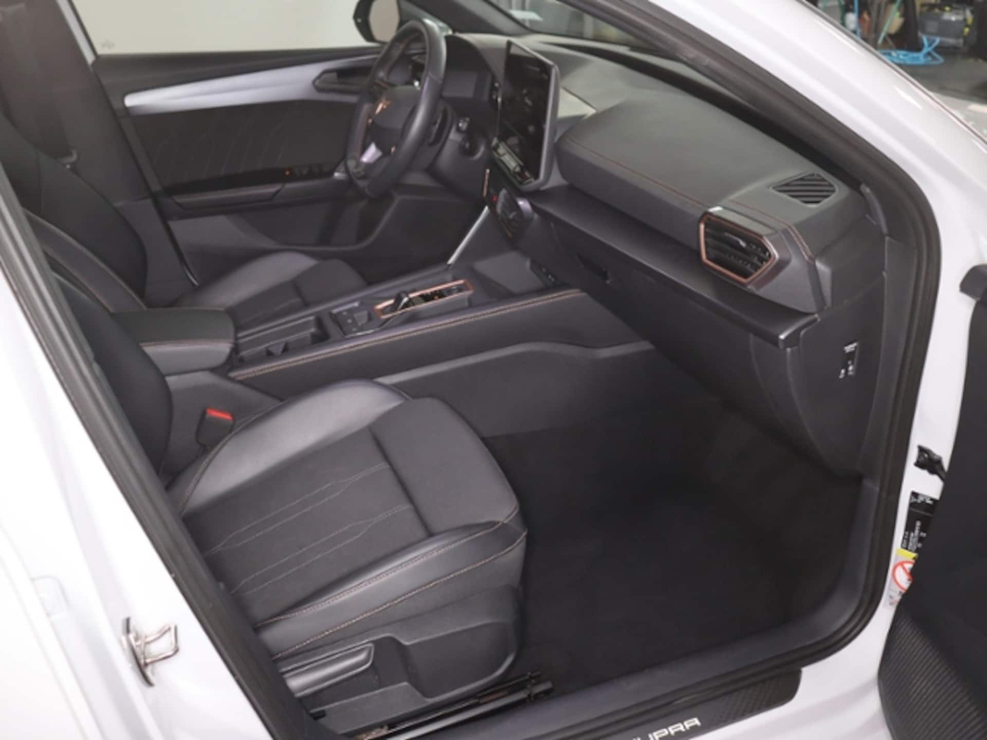 CUPRA Leon