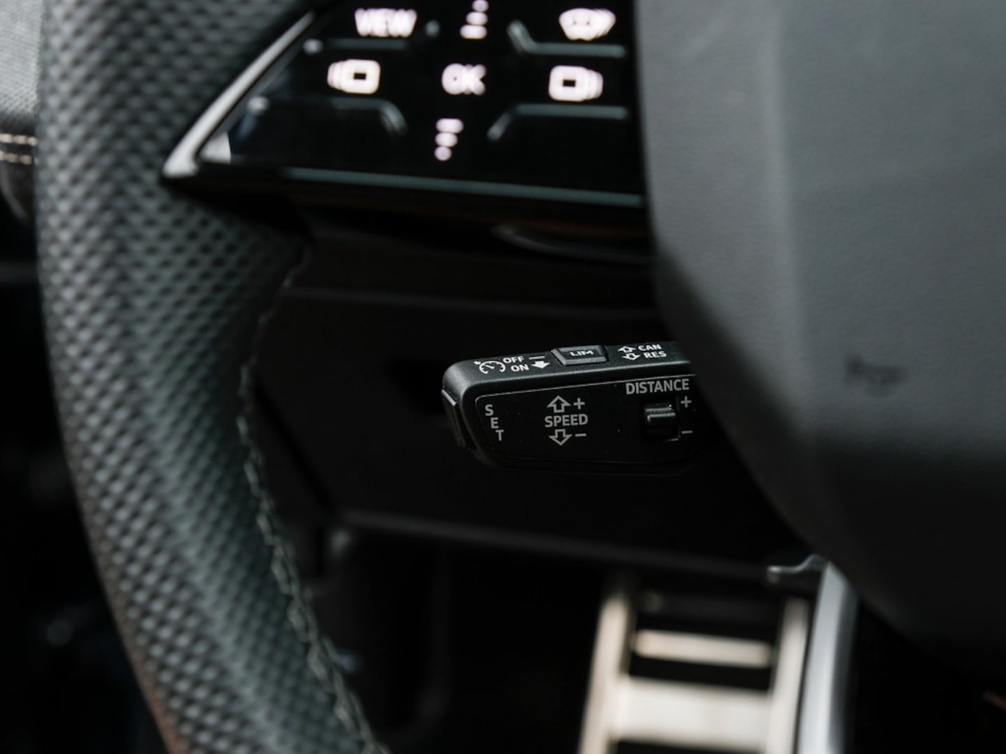 Bild über Audi A6 Avant e-tron e-tron performance - für weitere Informationen kontaktieren Sie den Audi Partner