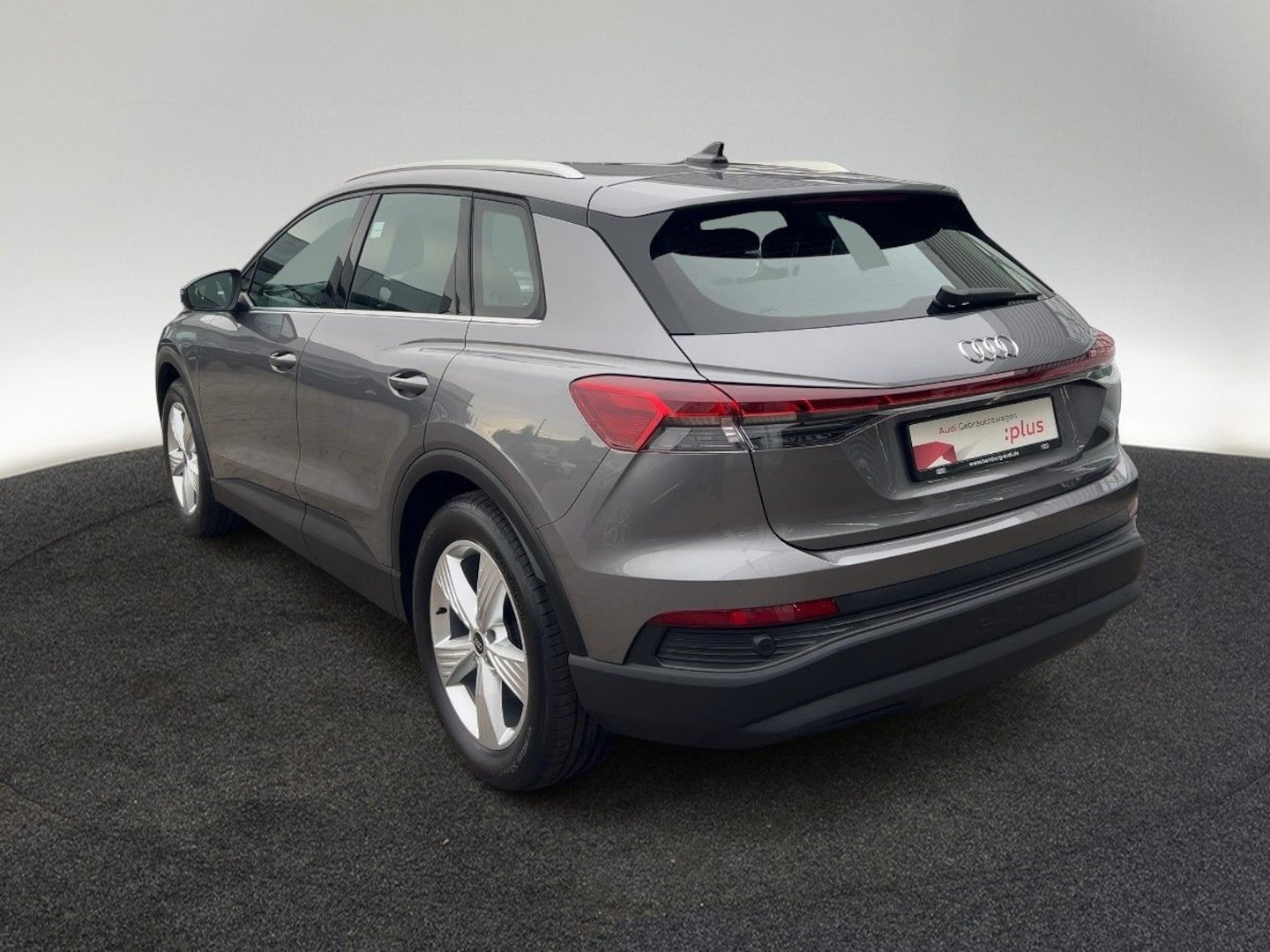 Bild über Audi Q4 e-tron 45 e-tron - für weitere Informationen kontaktieren Sie den Audi Partner