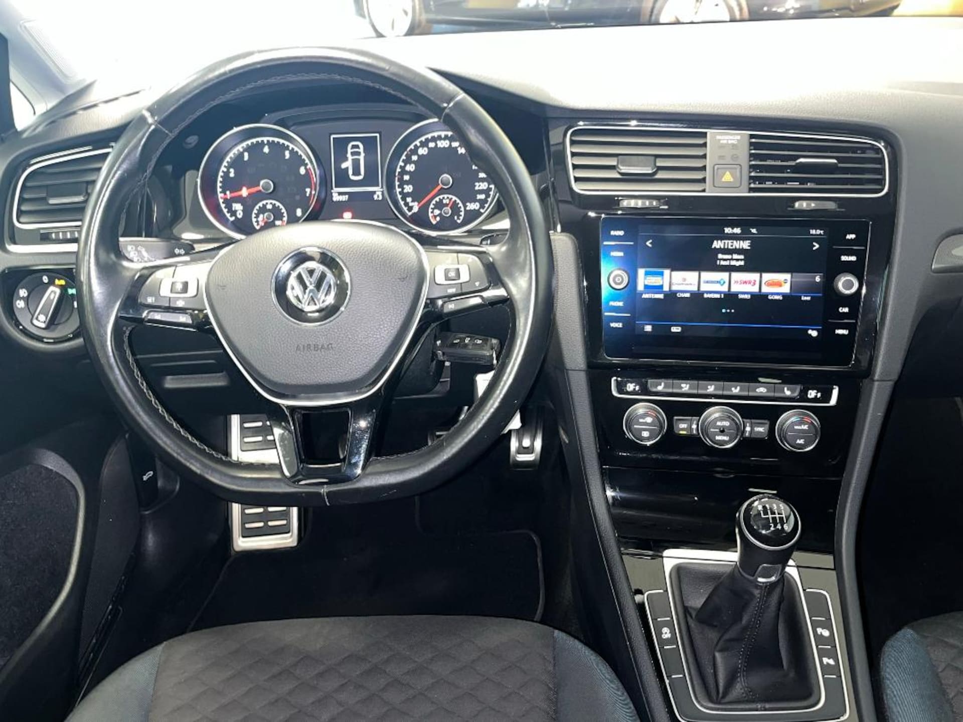 Volkswagen Golf Variant IQ.DRIVE