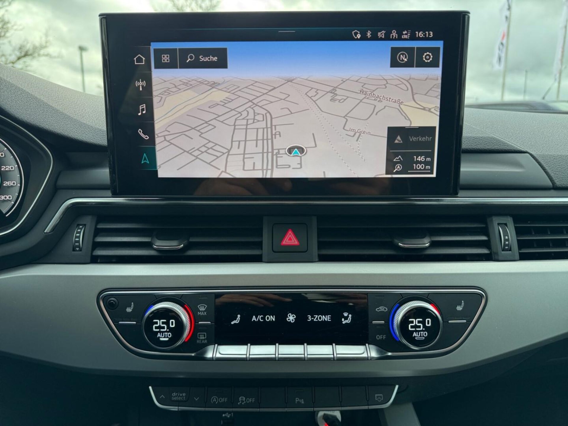 Audi A4 Avant Advanced