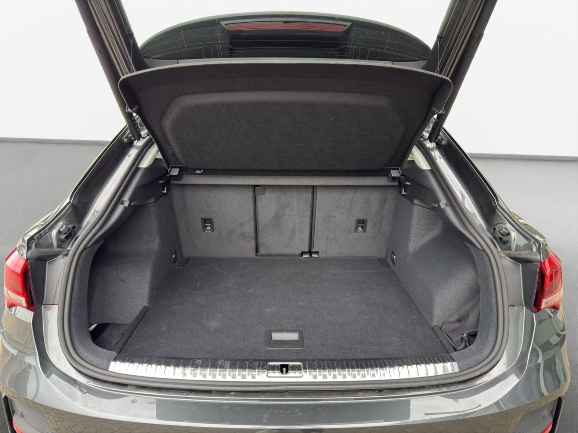 Audi Q3 Sportback S line