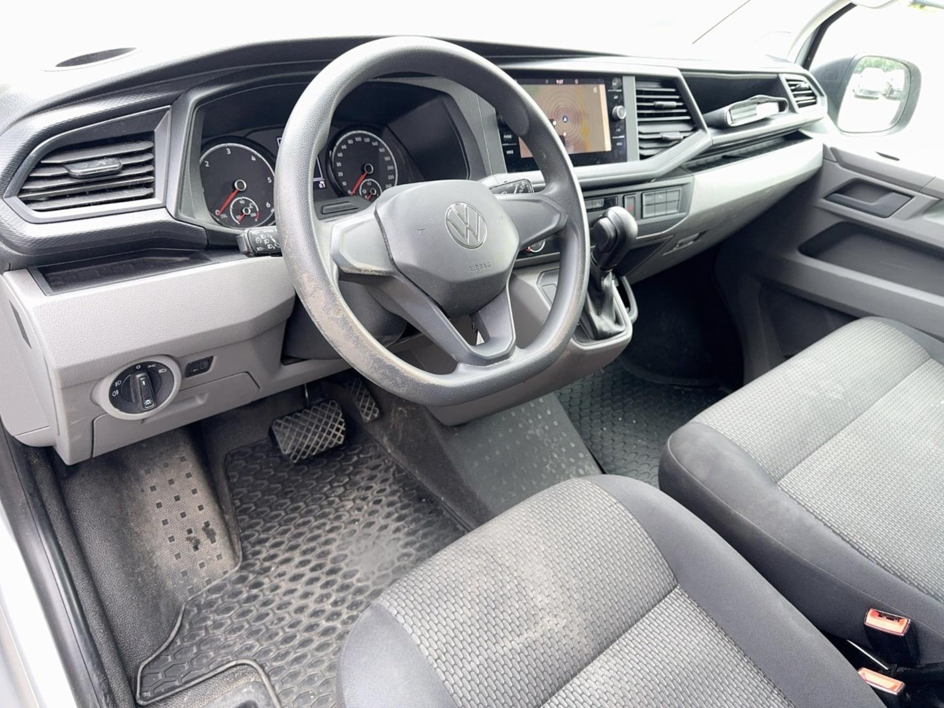 Volkswagen T6.1 Transporter Kasten kurzer Radstand