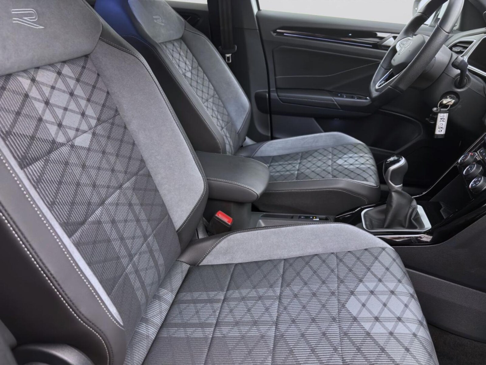 Volkswagen T-Roc – Bild 17