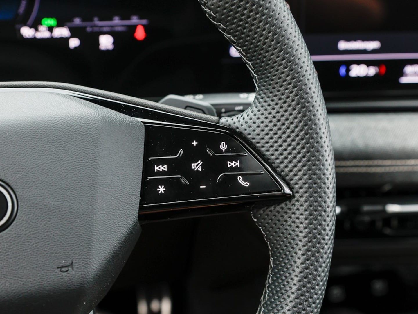 Bild über Audi A6 Avant e-tron e-tron performance - für weitere Informationen kontaktieren Sie den Audi Partner