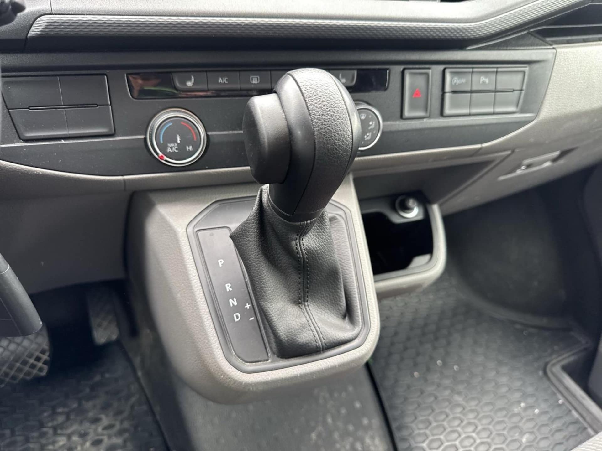 Volkswagen T6.1 Transporter Kasten kurzer Radstand