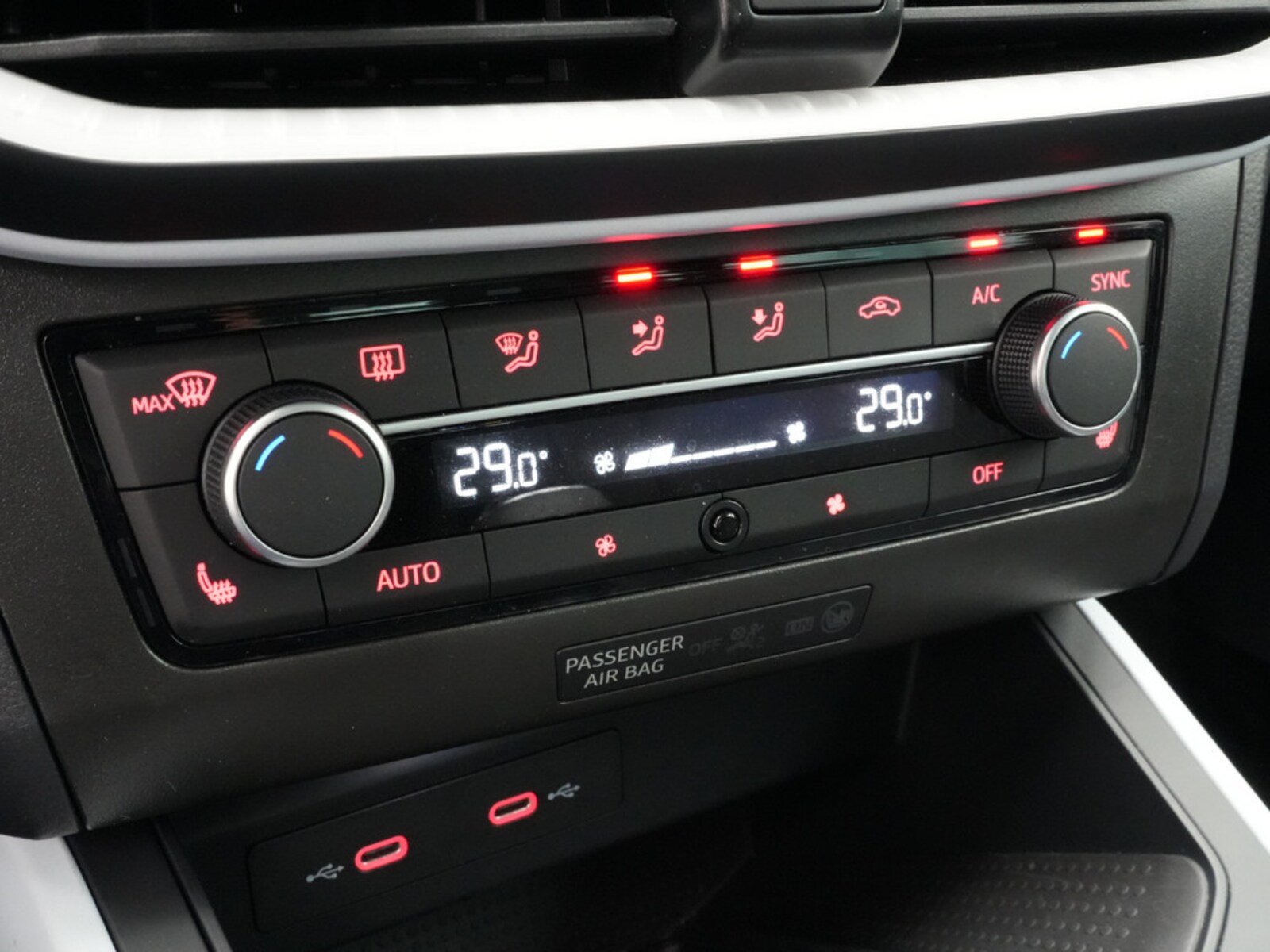 SEAT Arona – Bild 11