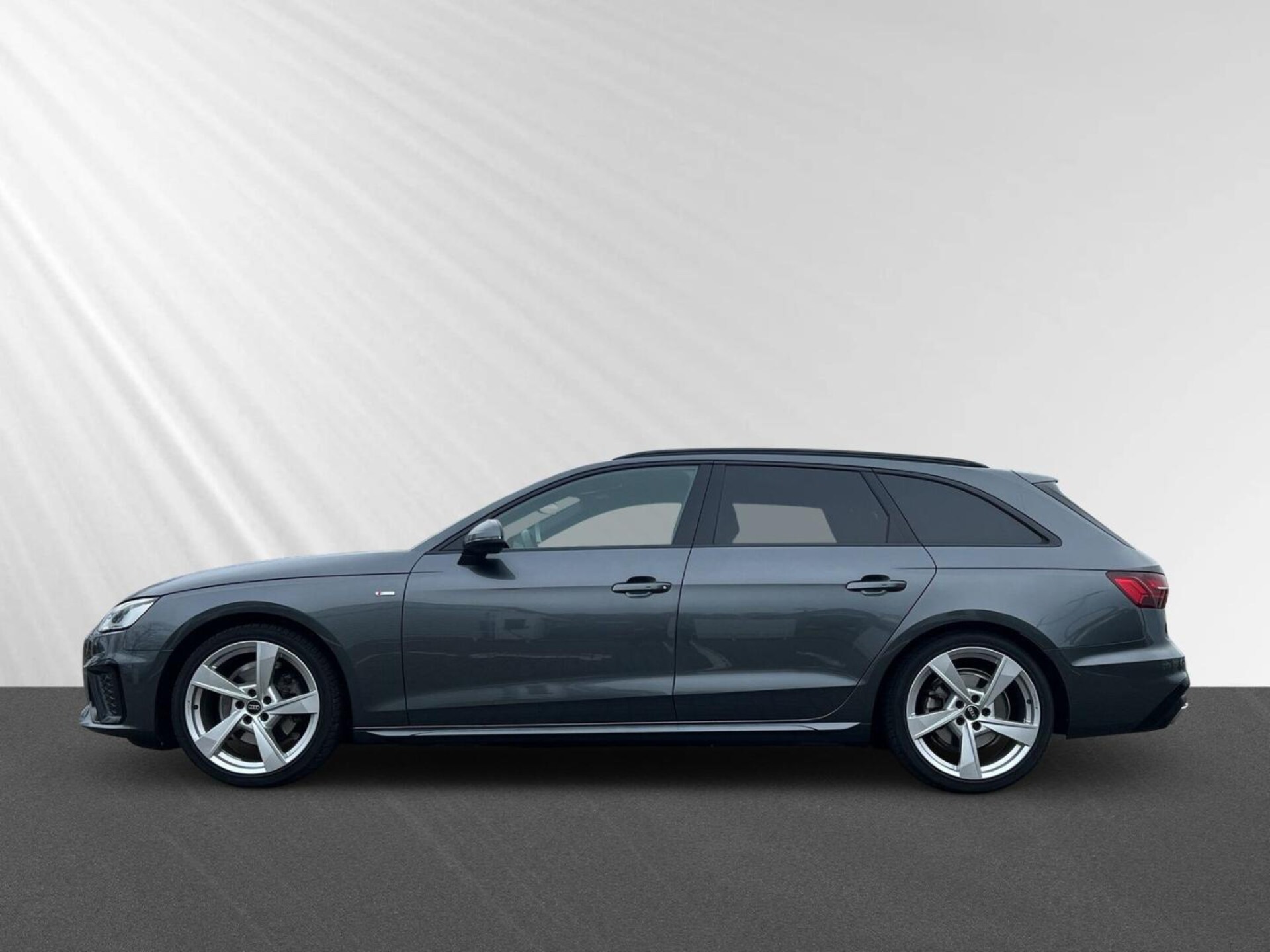 Audi A4 Avant S line
