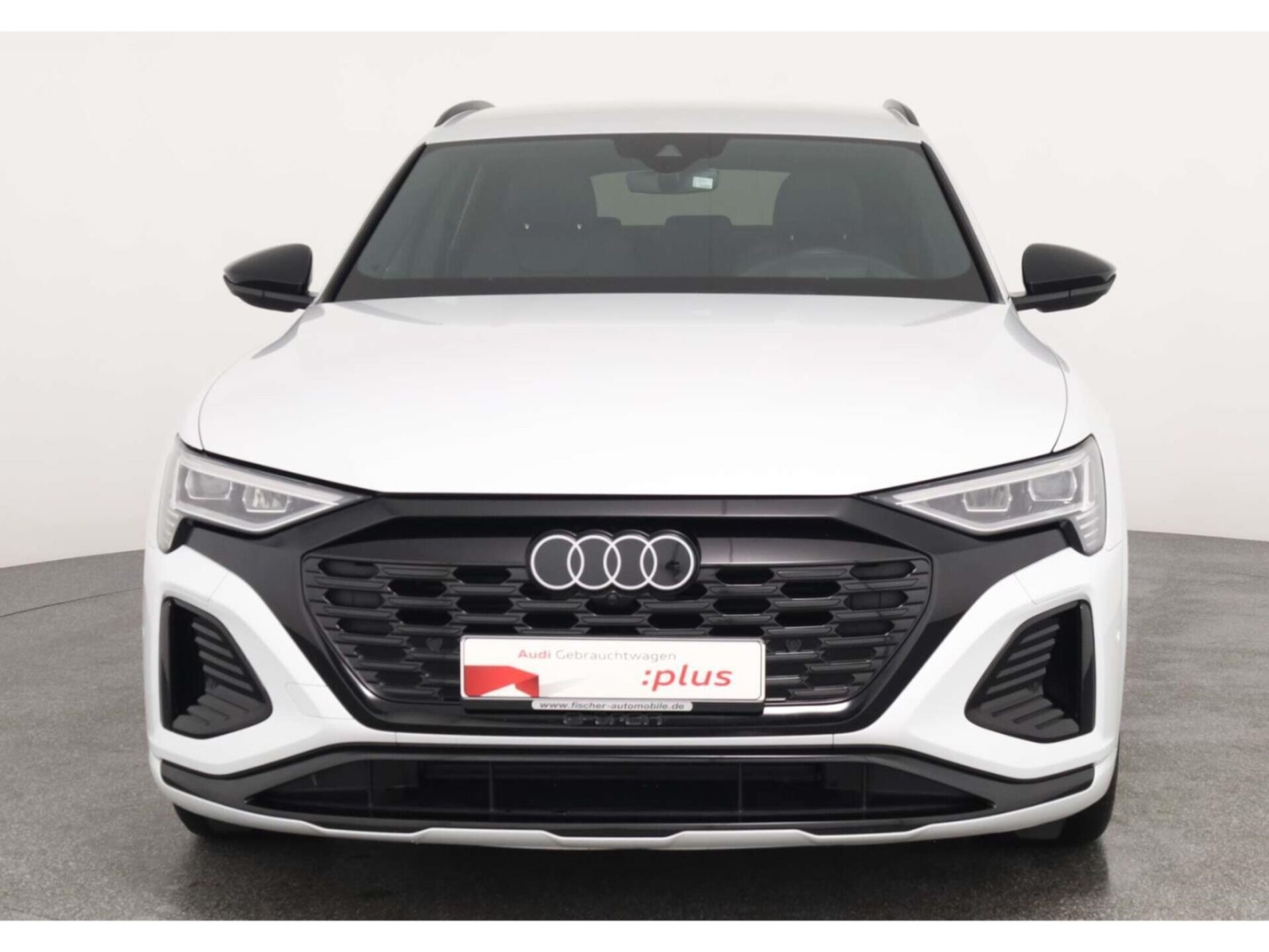 Audi Q8 Sportback e-tron S line