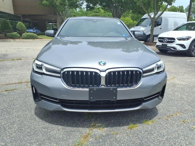 2023 BMW 530