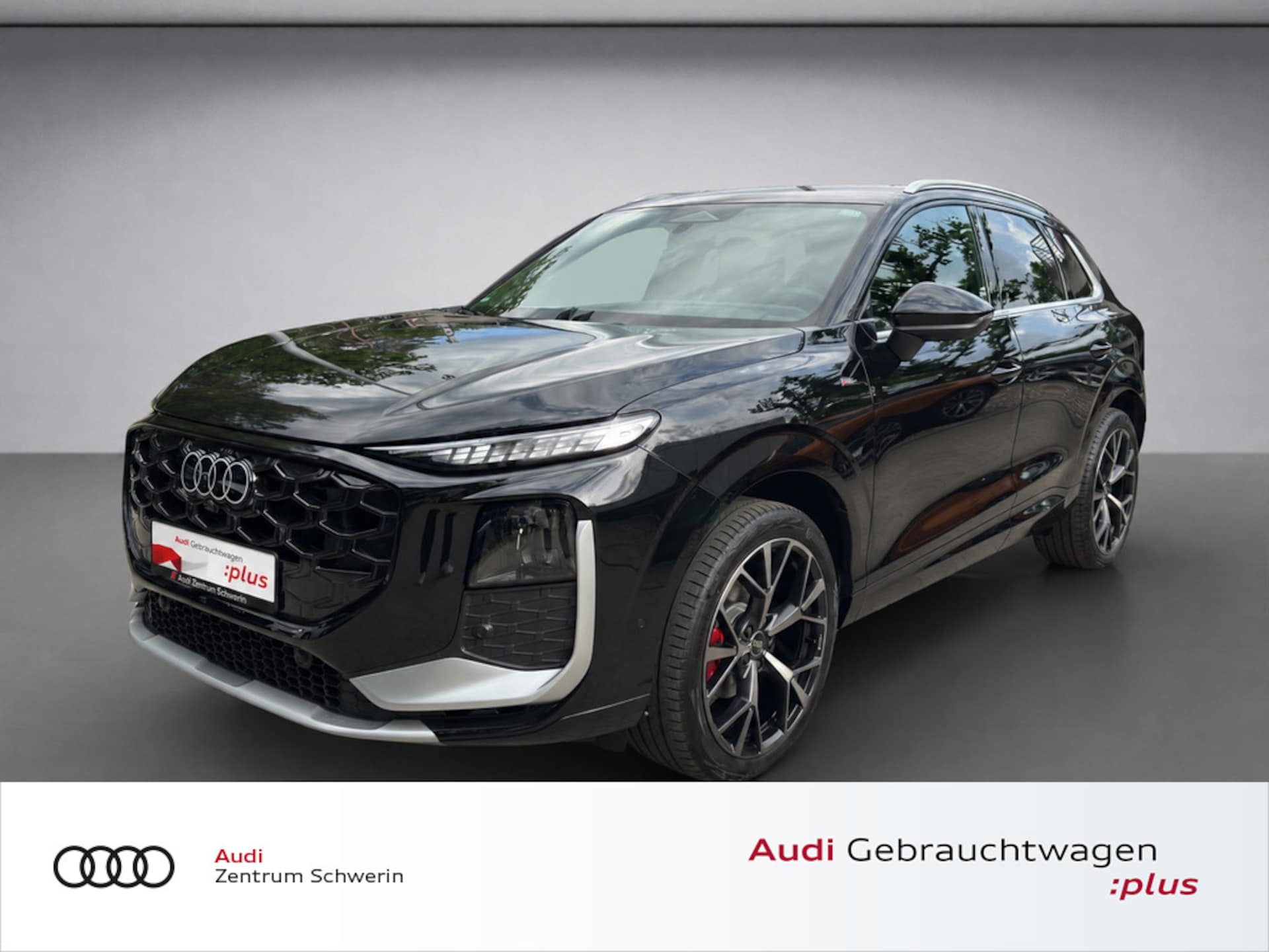 Audi Q3 SUV — Audi Q3 SUV TFSI 110 kW S tronic Q3 SUV TFSI 110 kW S line AHK Tech Pro