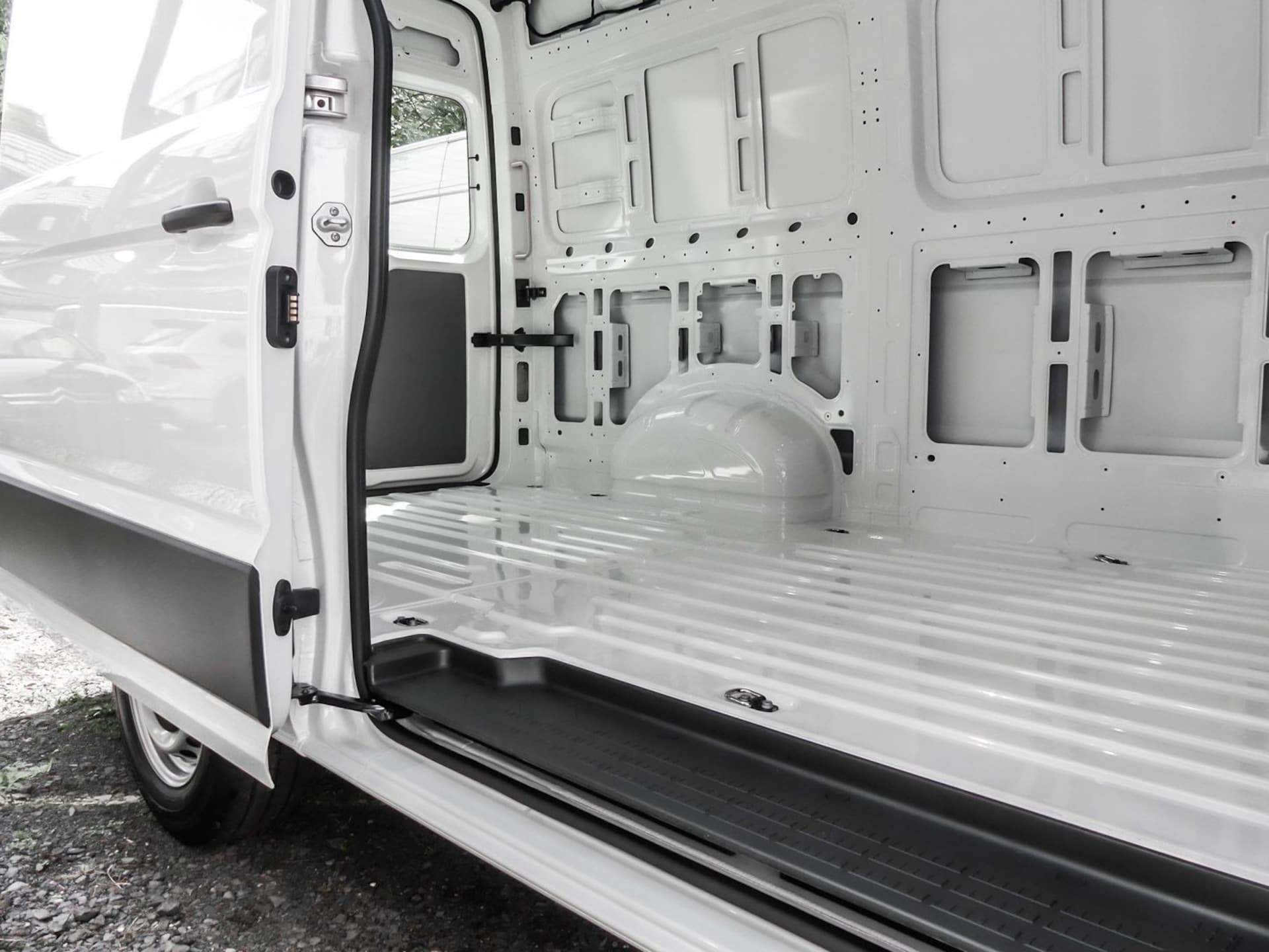 Volkswagen Crafter Kasten mittlerer Radstand