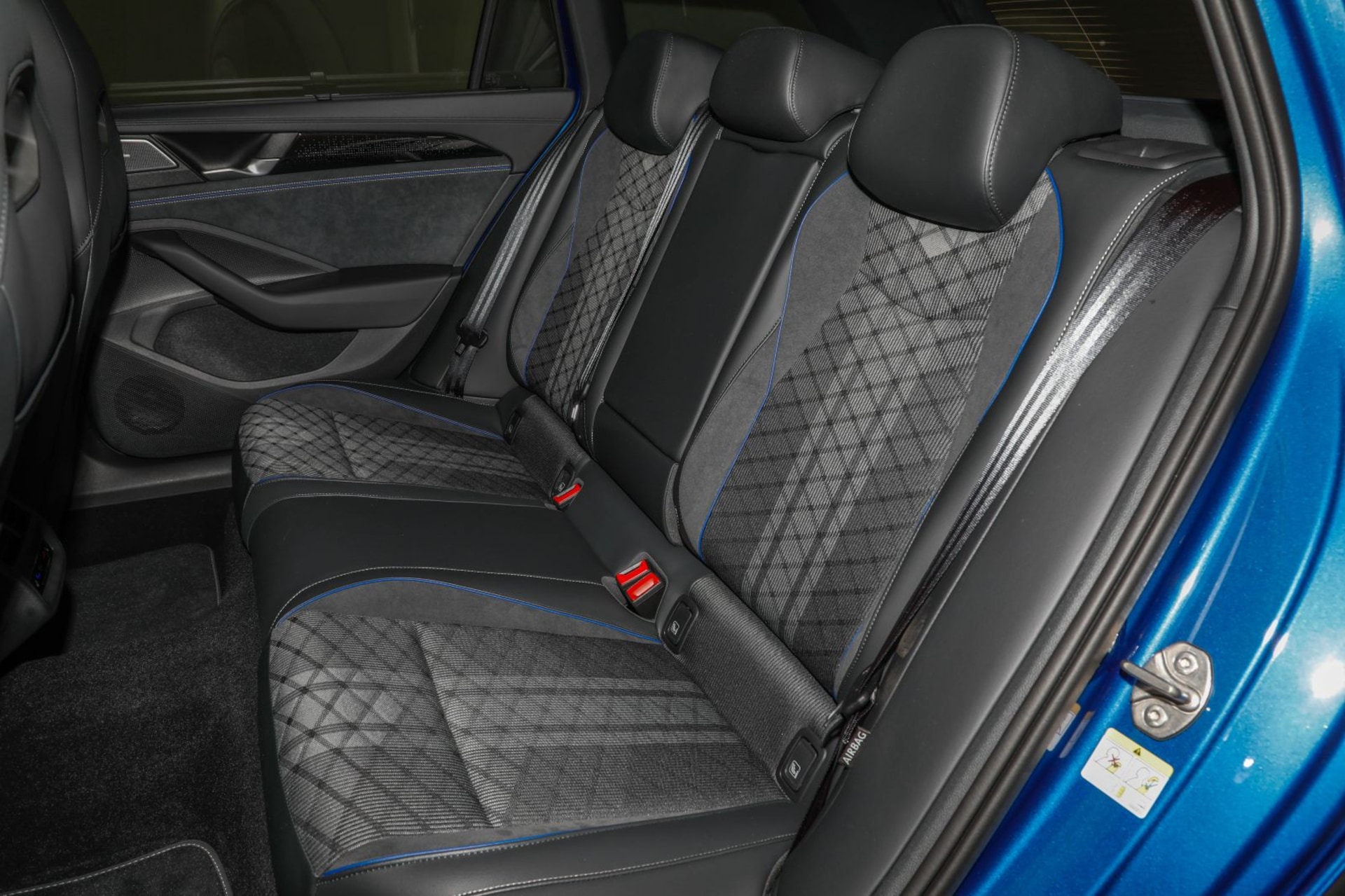 Volkswagen Passat R-Line