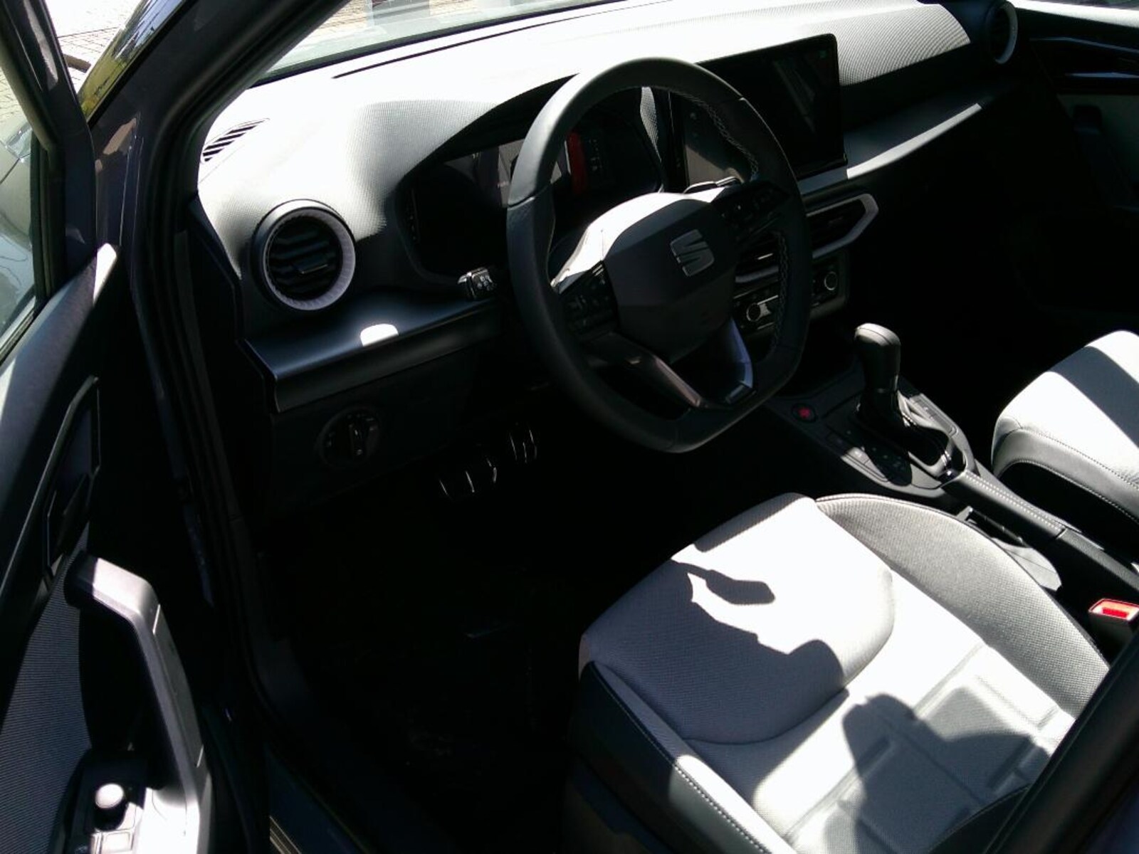 SEAT Arona – Bild 7
