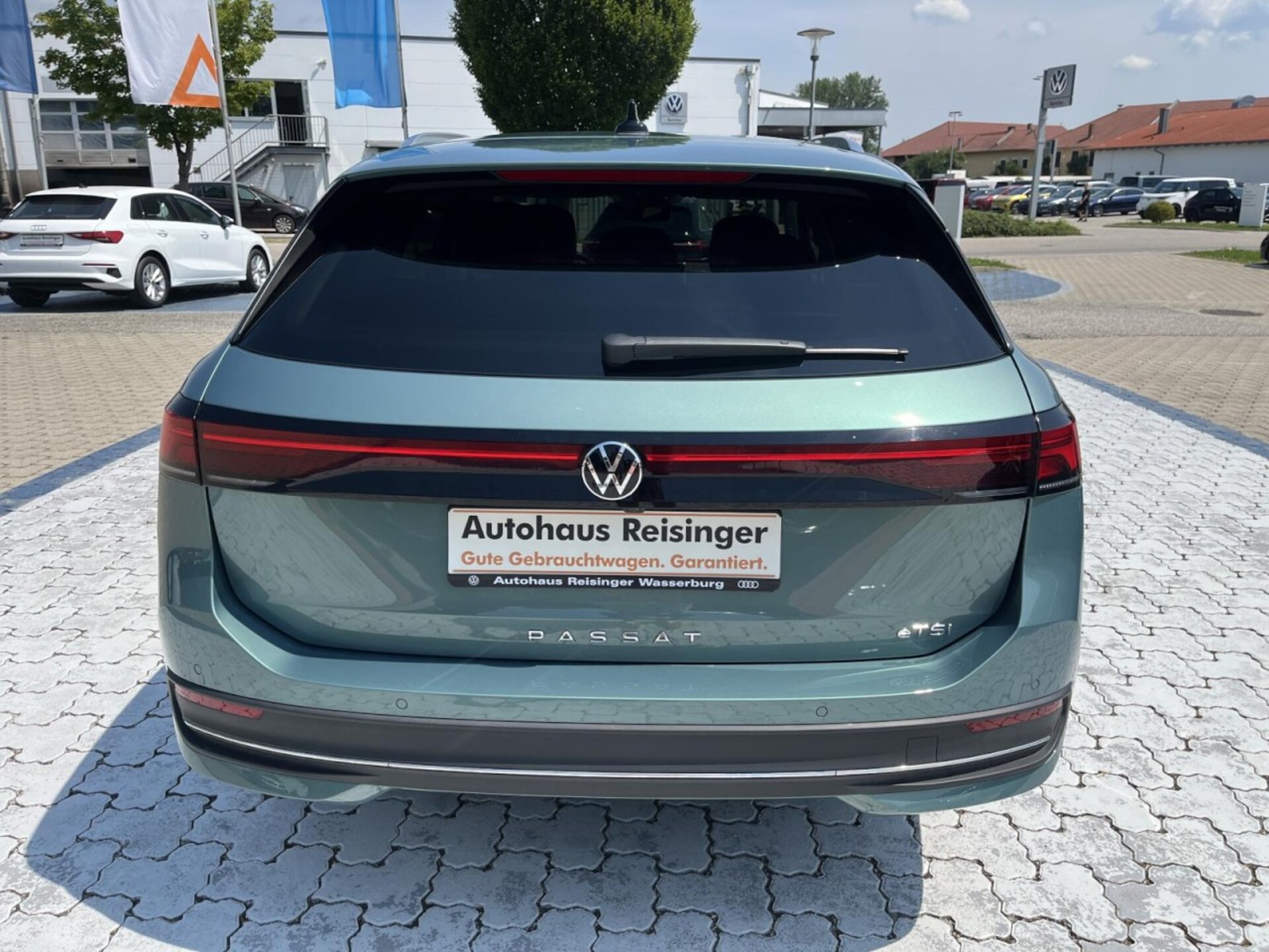 Volkswagen Passat Business