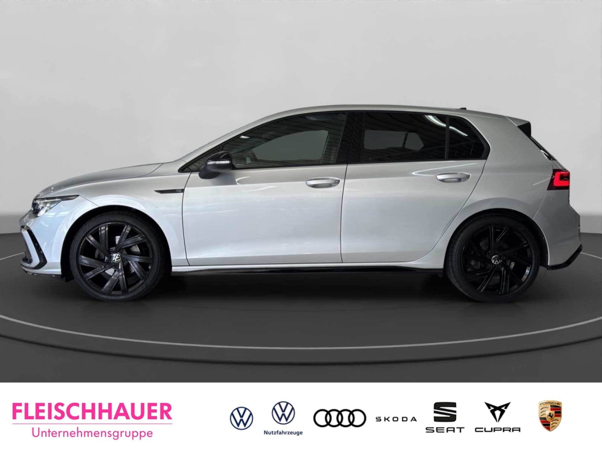 Volkswagen Golf R-Line