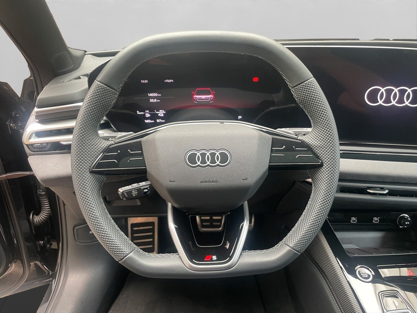 Bild über Audi A5 Avant e-hybrid e-hybrid quattro 220 kW S tronic - für weitere Informationen kontaktieren Sie den Audi Partner