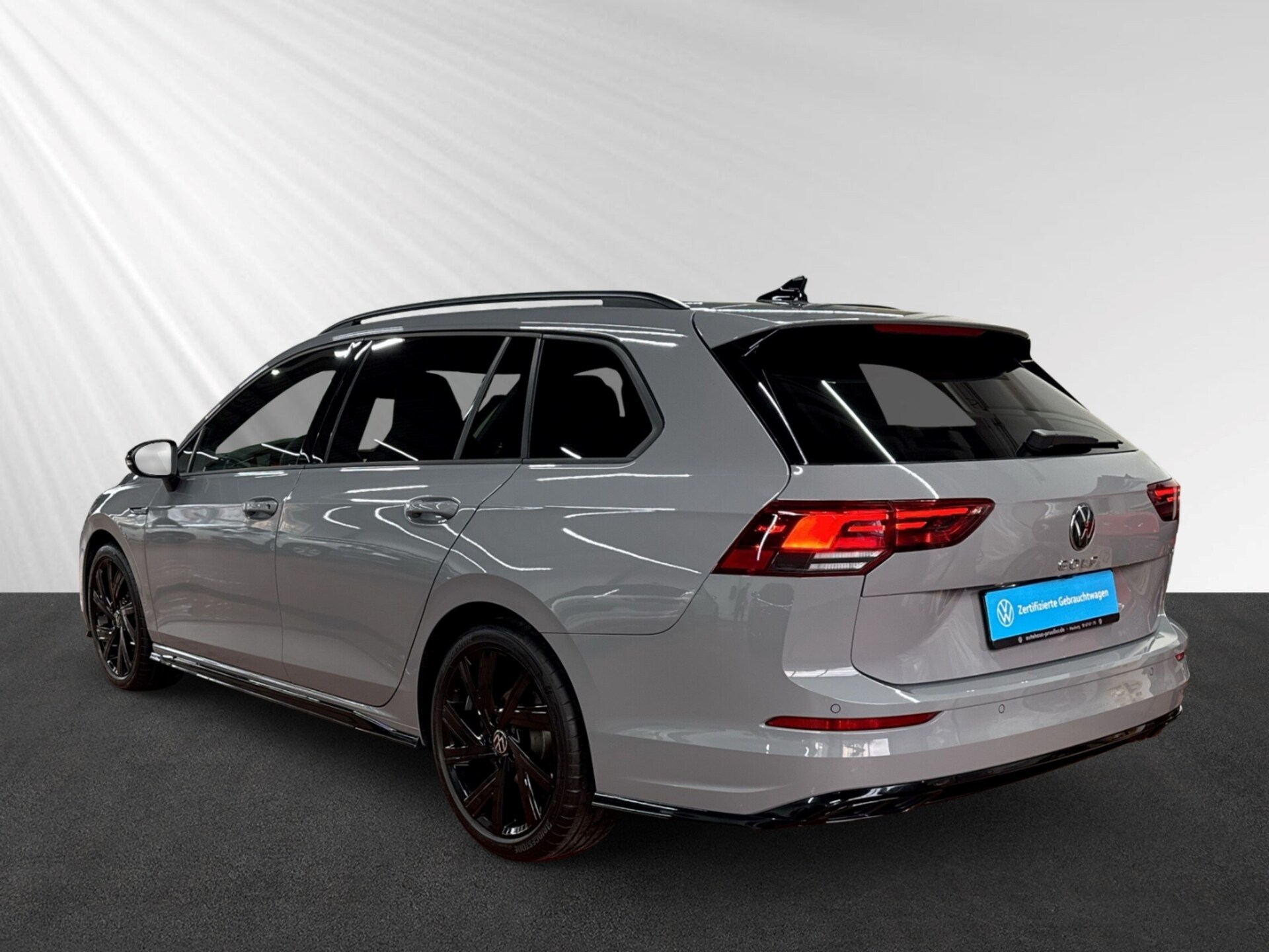 Volkswagen Golf Variant R-Line