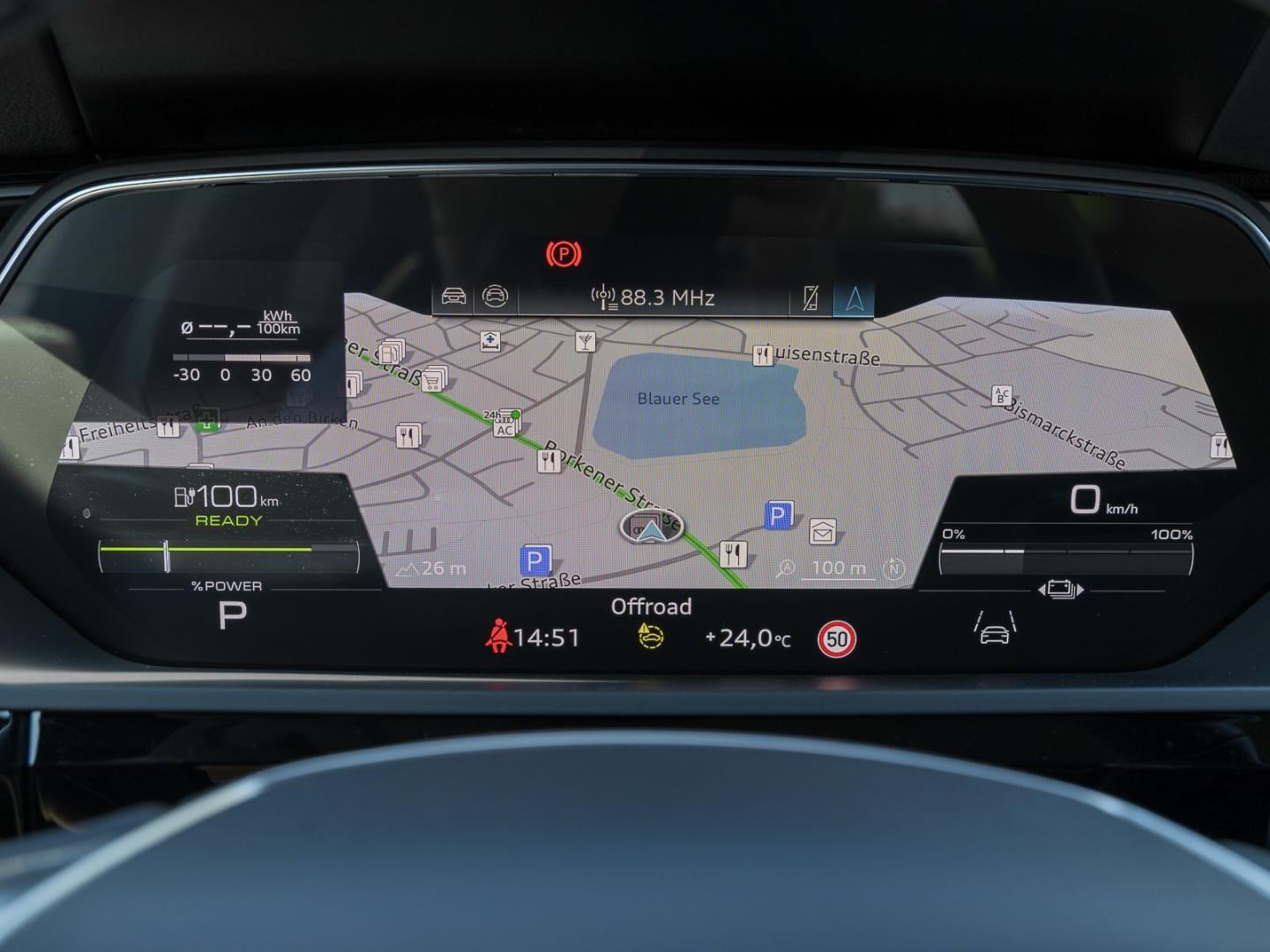 Image about Audi Q8 e-tron advanced 50 e-tron quattro