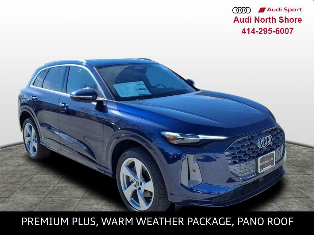2025 Audi Q5 40 Premium Plus's photo