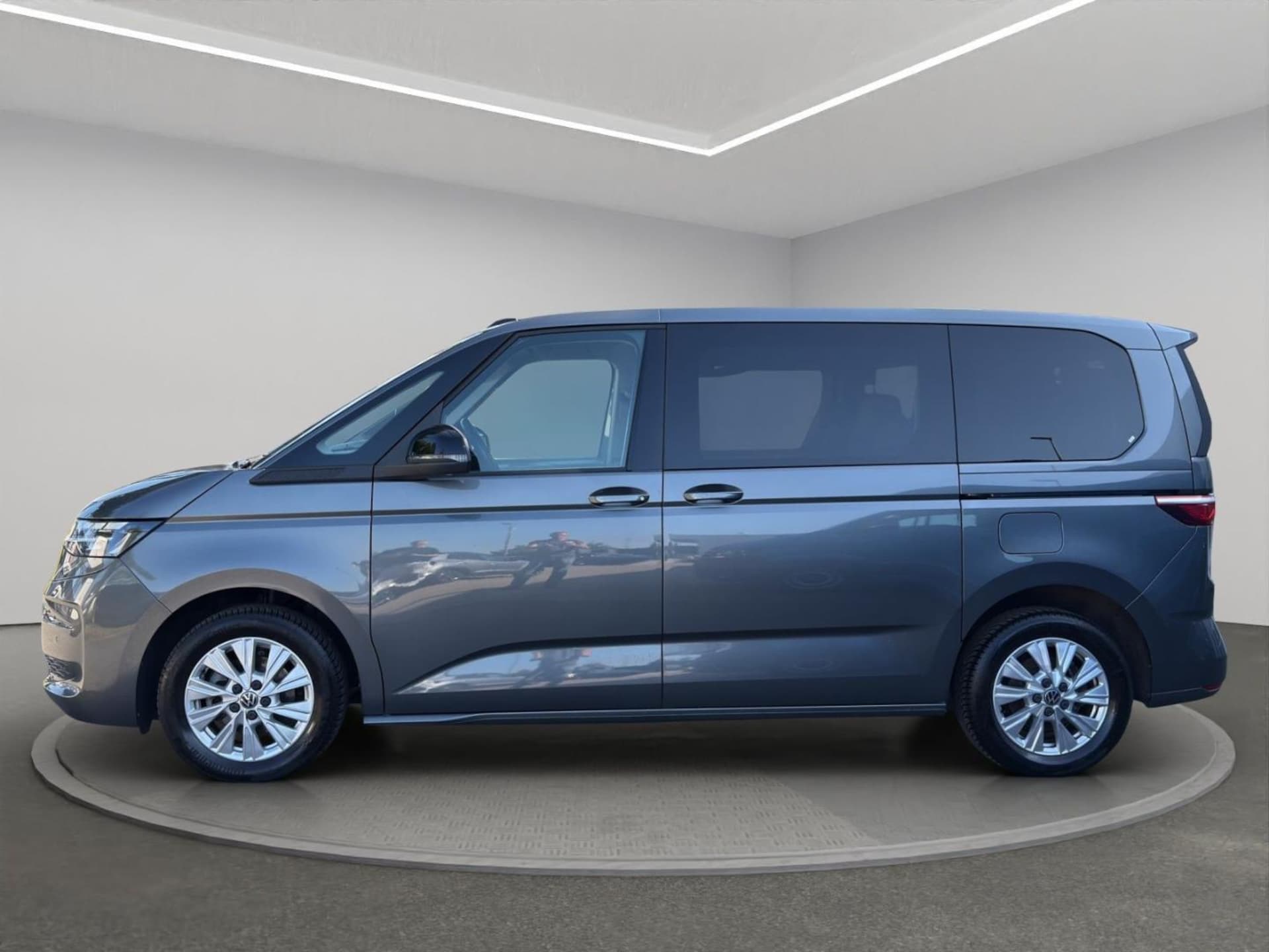 Volkswagen Multivan Basis-Modell